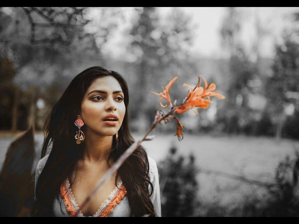 1024x768 Amala Paul HQ Wallpaper. Amala Paul Wallpaper