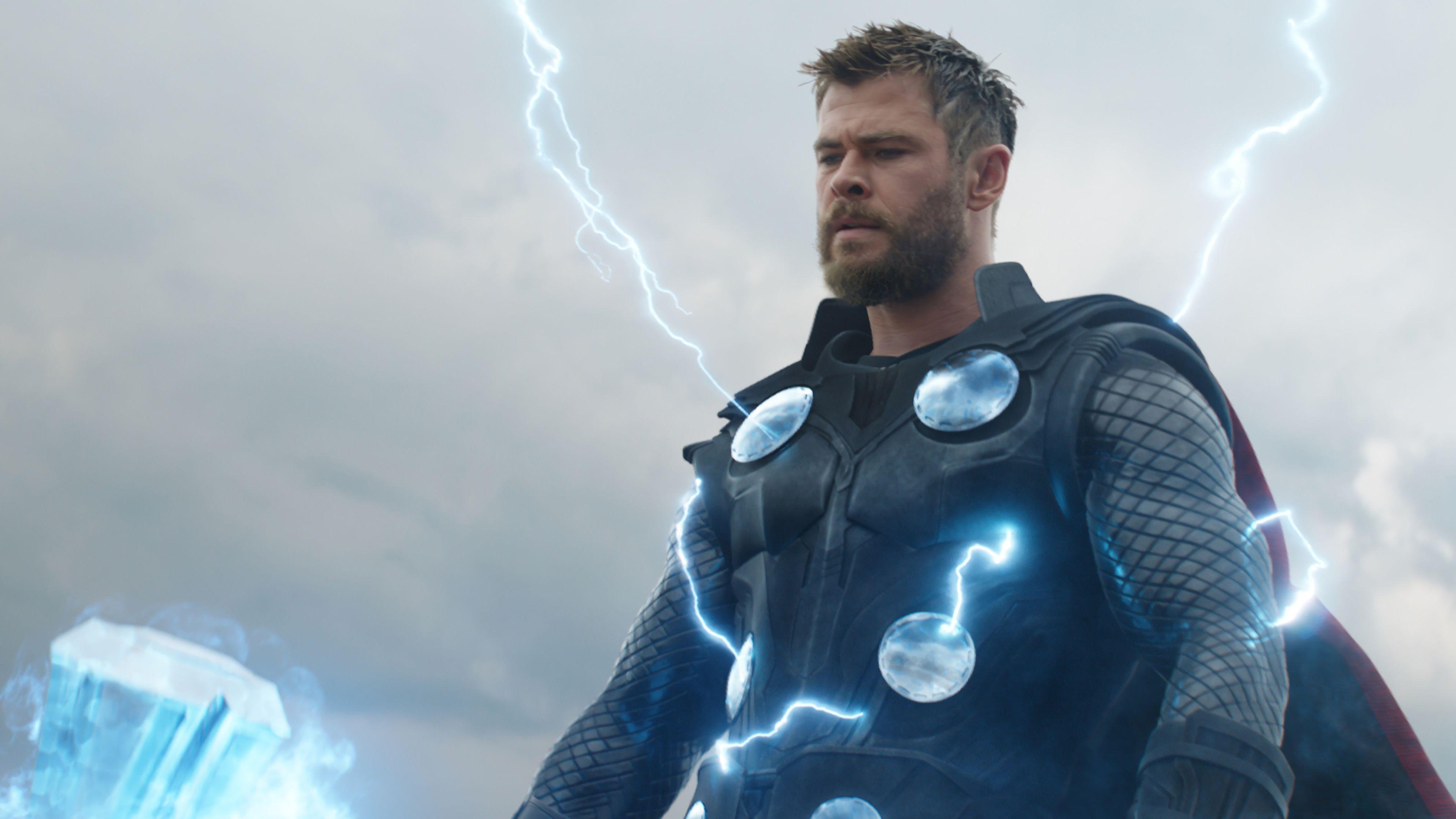 3840x2160 Avengers: Endgame Thor Lightning 4K Wallpaper