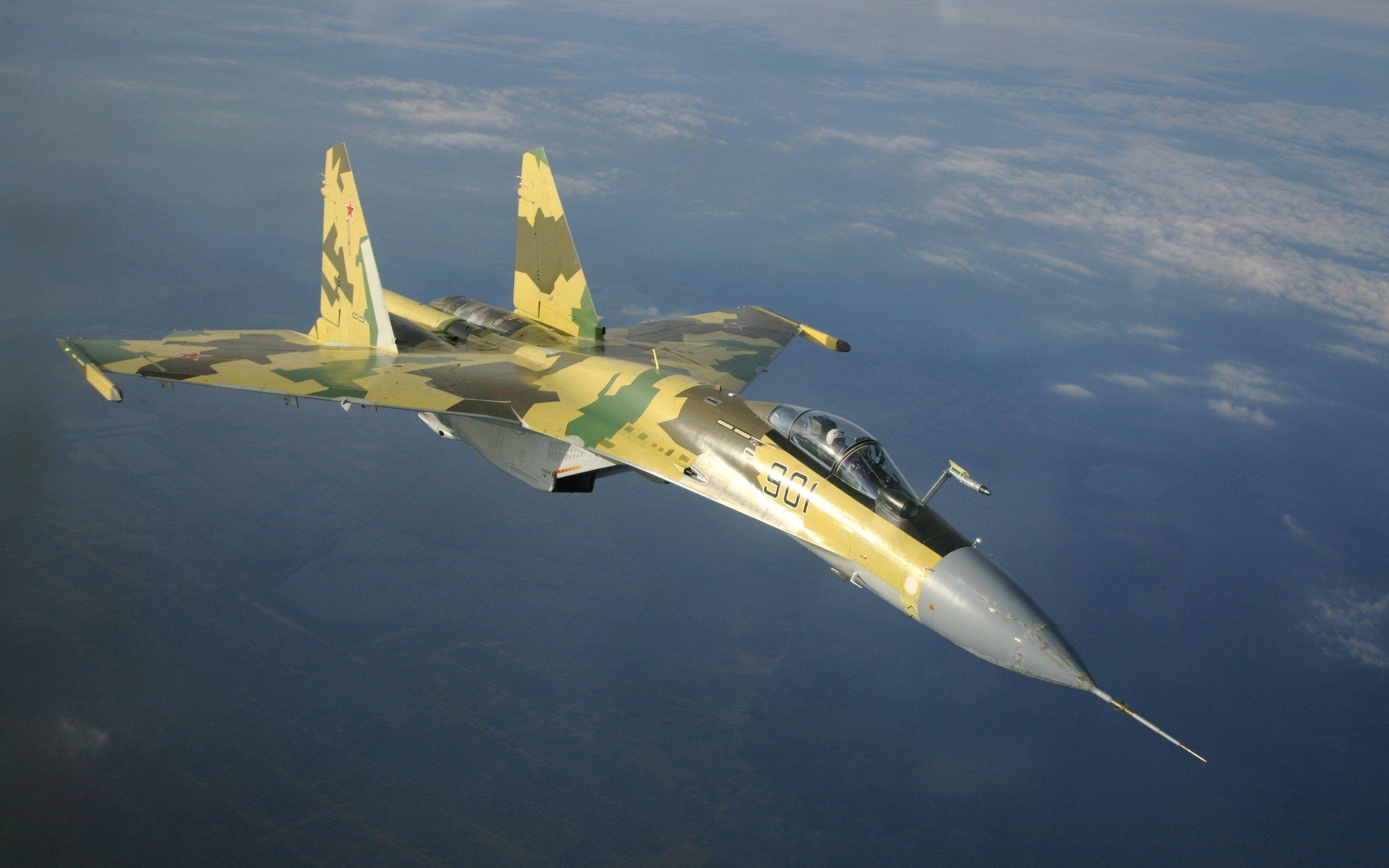 2560x1600 Sukhoi Su 37 Wallpaper
