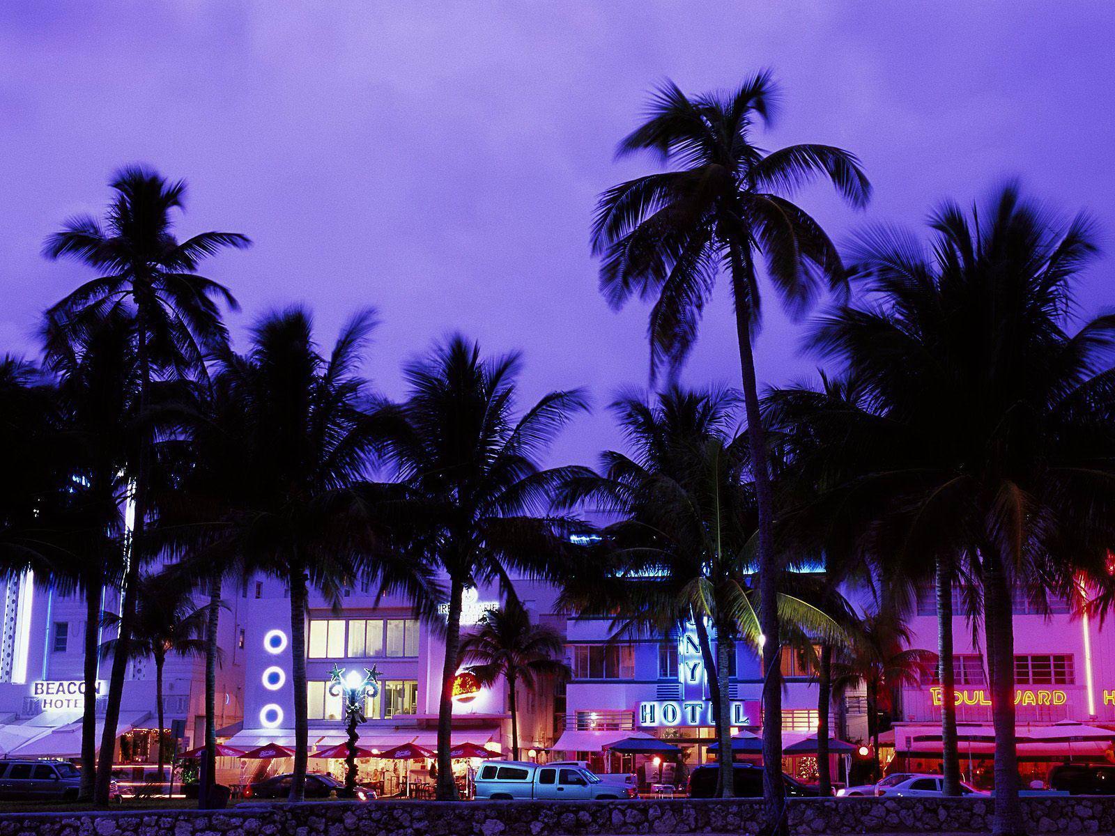 1600x1200 Miami Desktop Wallpaper
