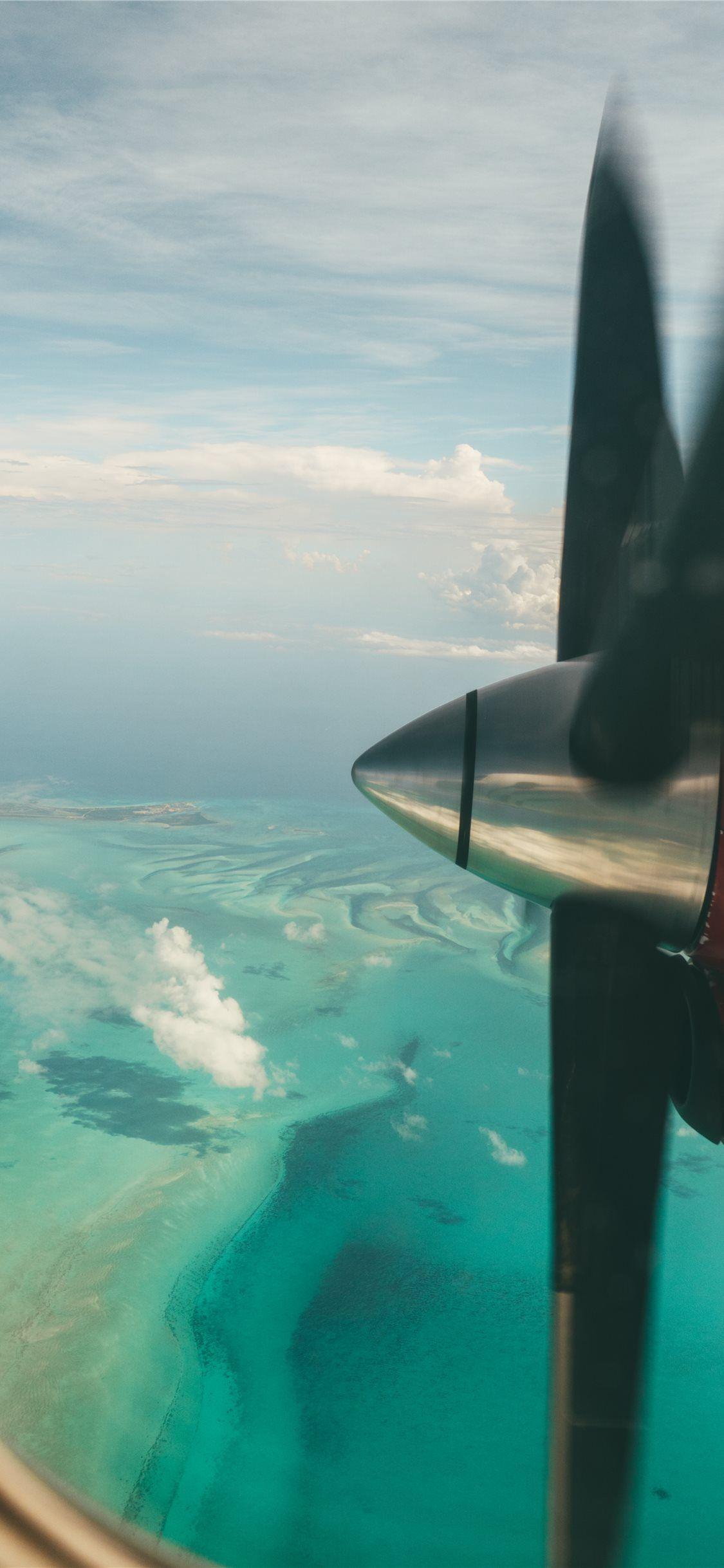 1125x2436 Bahamas iPhone X Wallpaper Free Download