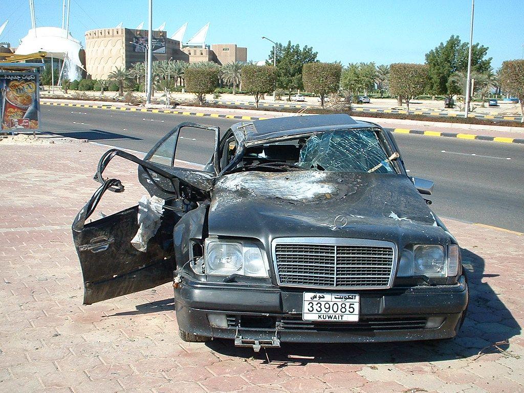 1024x768 MERCEDES BENZ W124 500E