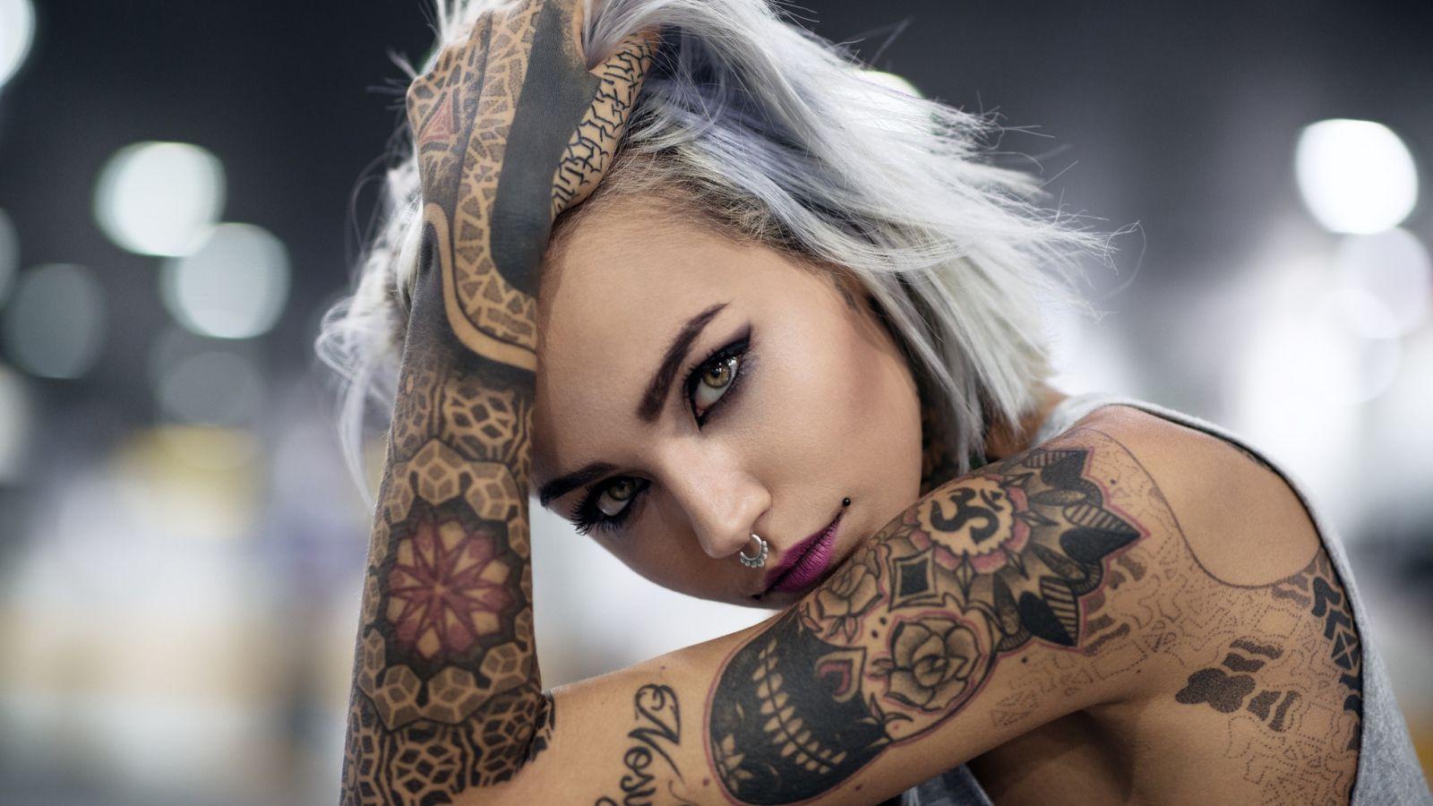 1600x900 Young girl with tattoos on body Desktop wallpaper 1600x900