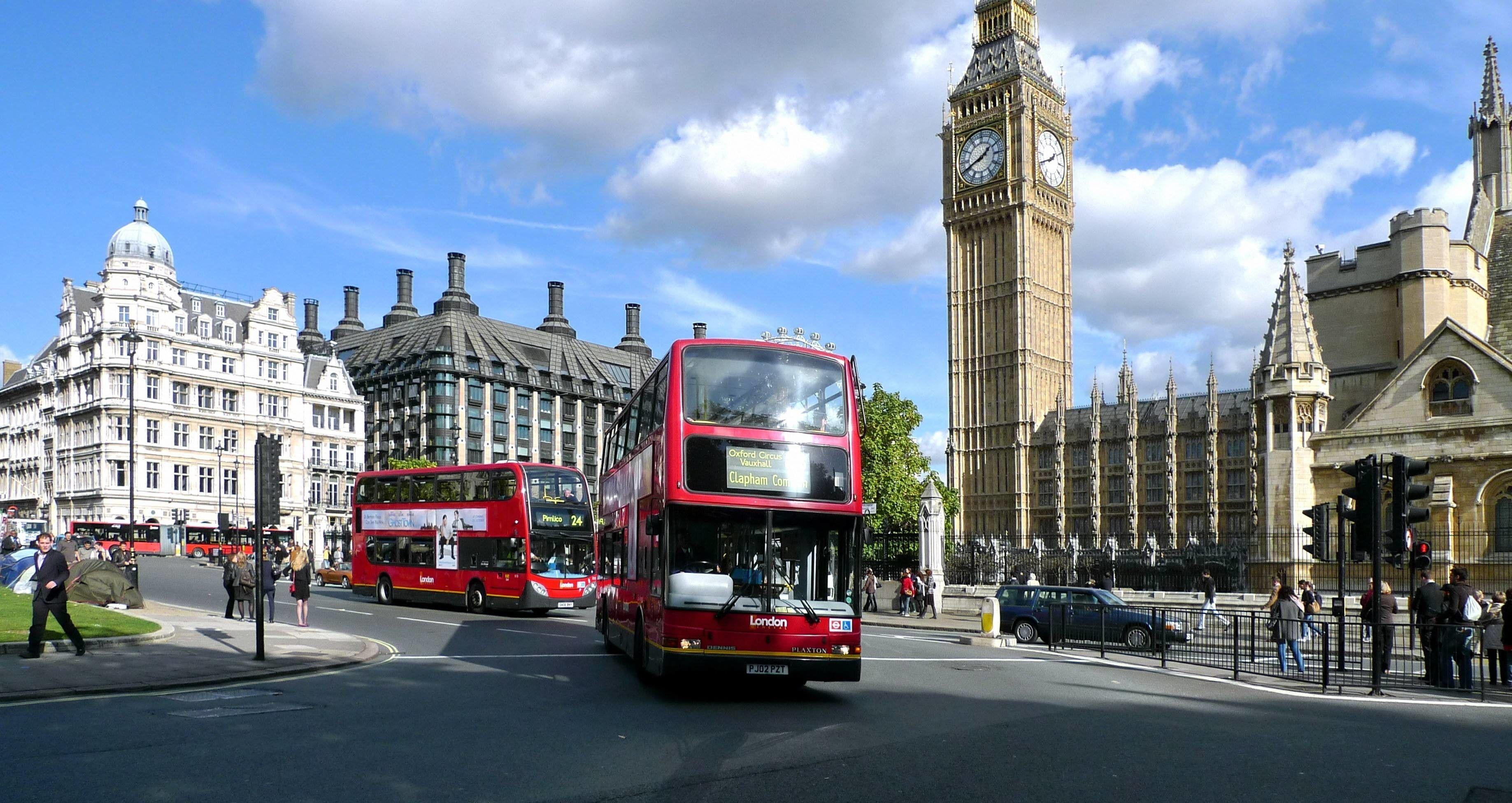 3674x1953 London Wallpaper