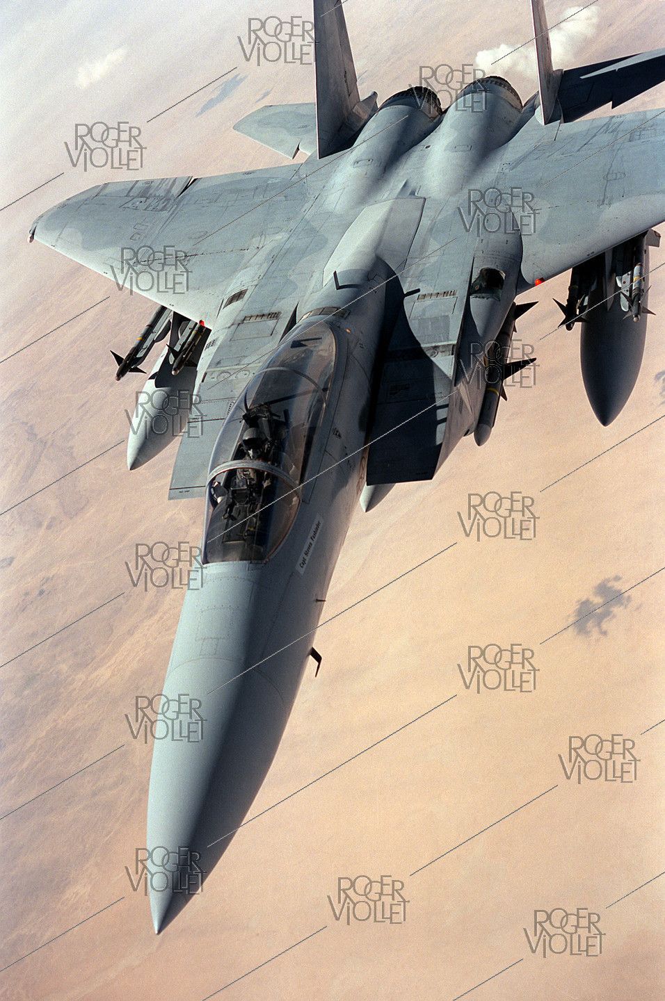 956x1440 Gulf War. An F 15 Eagle Aircraft Flies