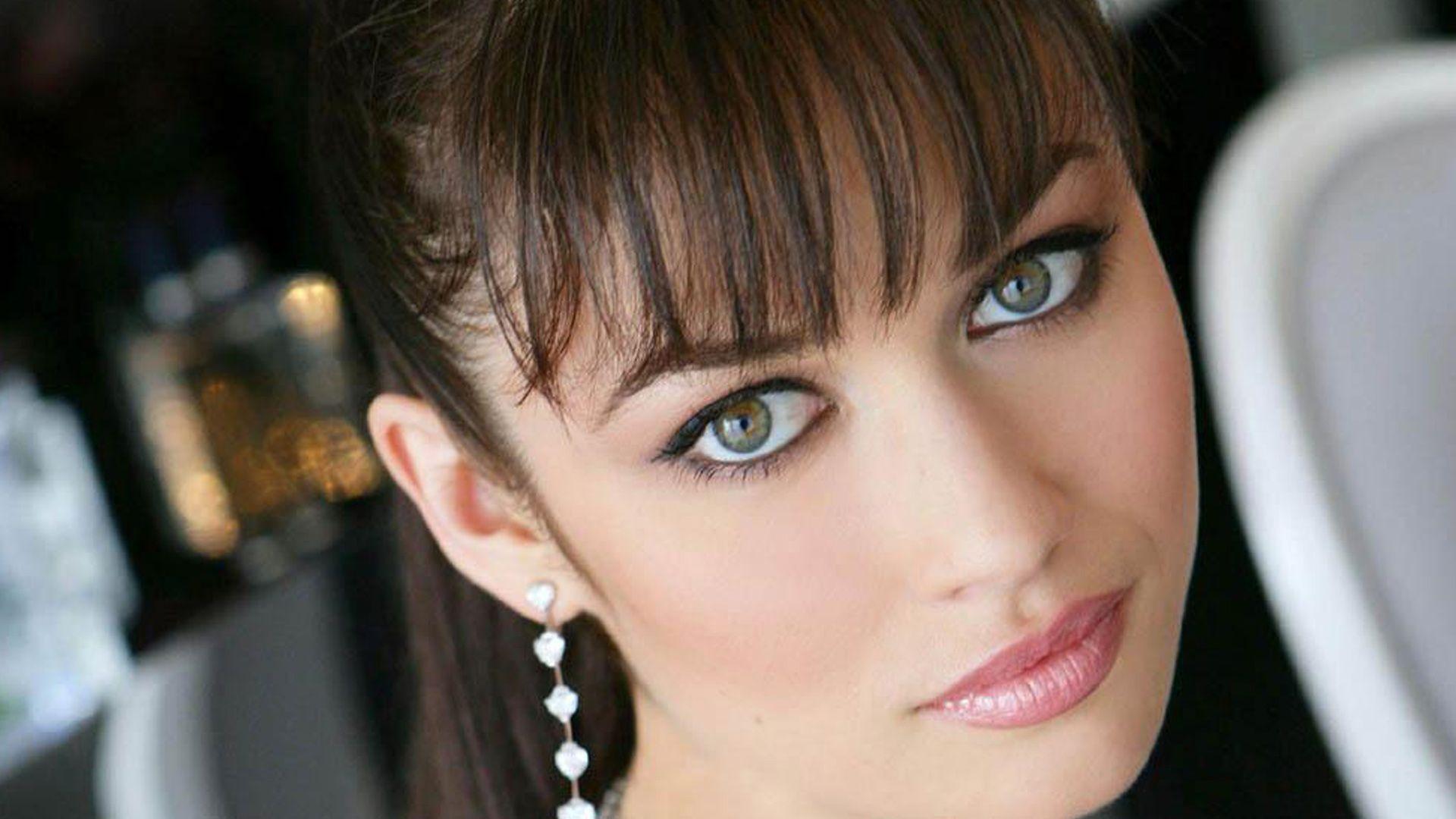 1920x1080 Share This - Kurylenko, HD Wallpaper & background