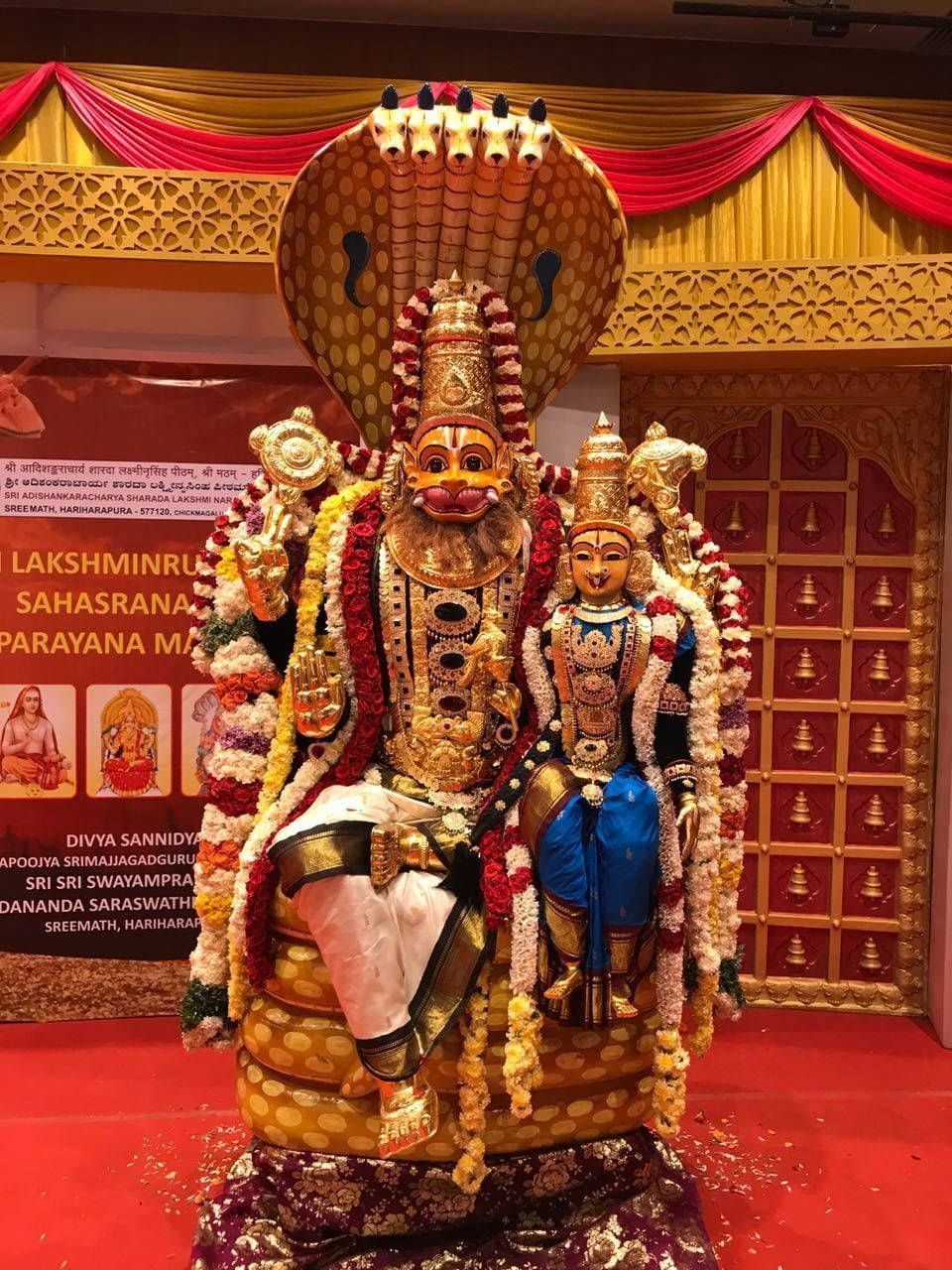960x1280 Golden Lakshmi And Narasimha Statue