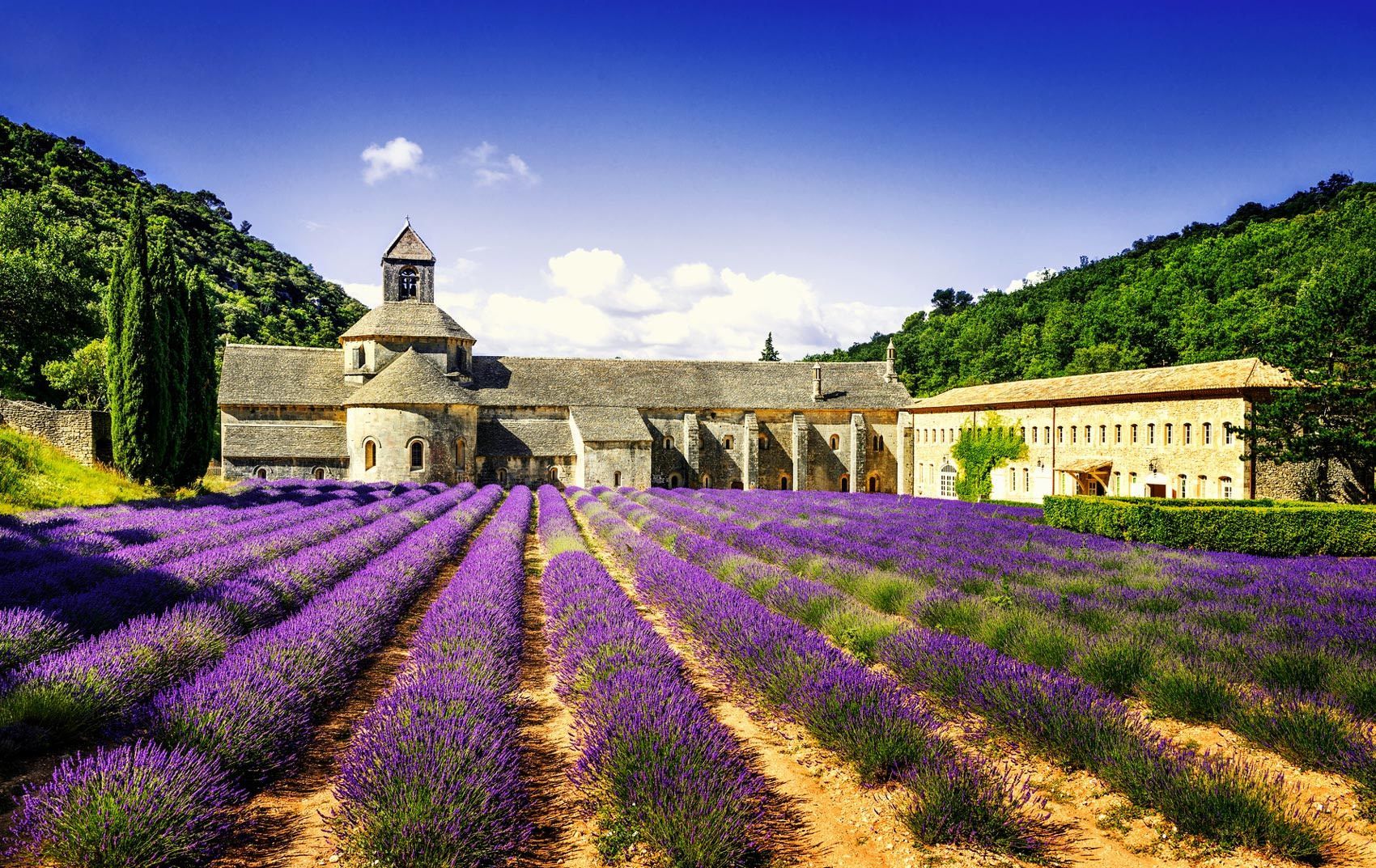 1700x1073 Avignon, France: 5 Not To Miss Attractions