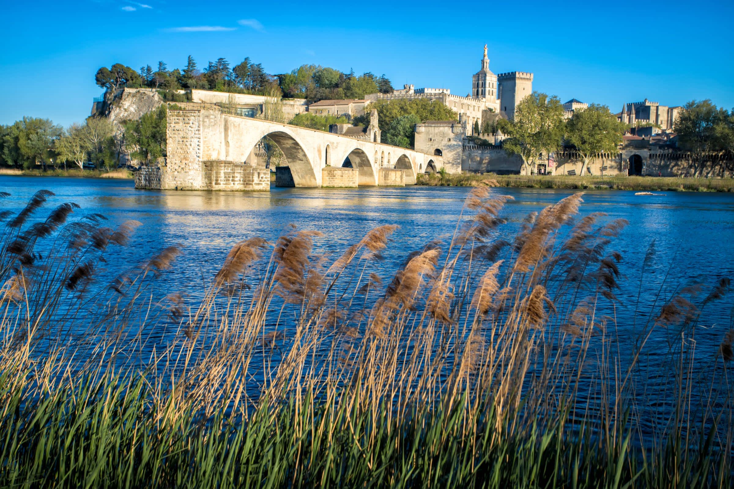 2400x1600 Avignon Tour with the Papal Palace