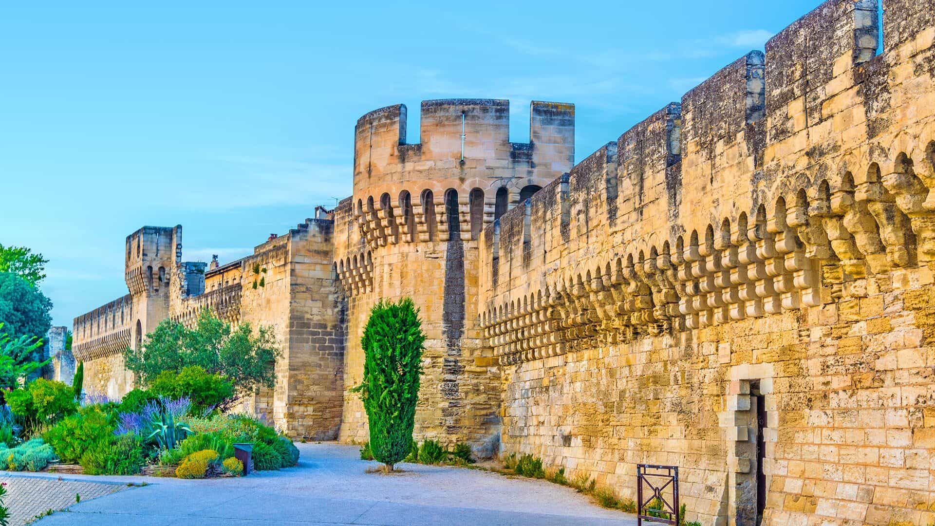 1920x1080 Discover Avignon: historical