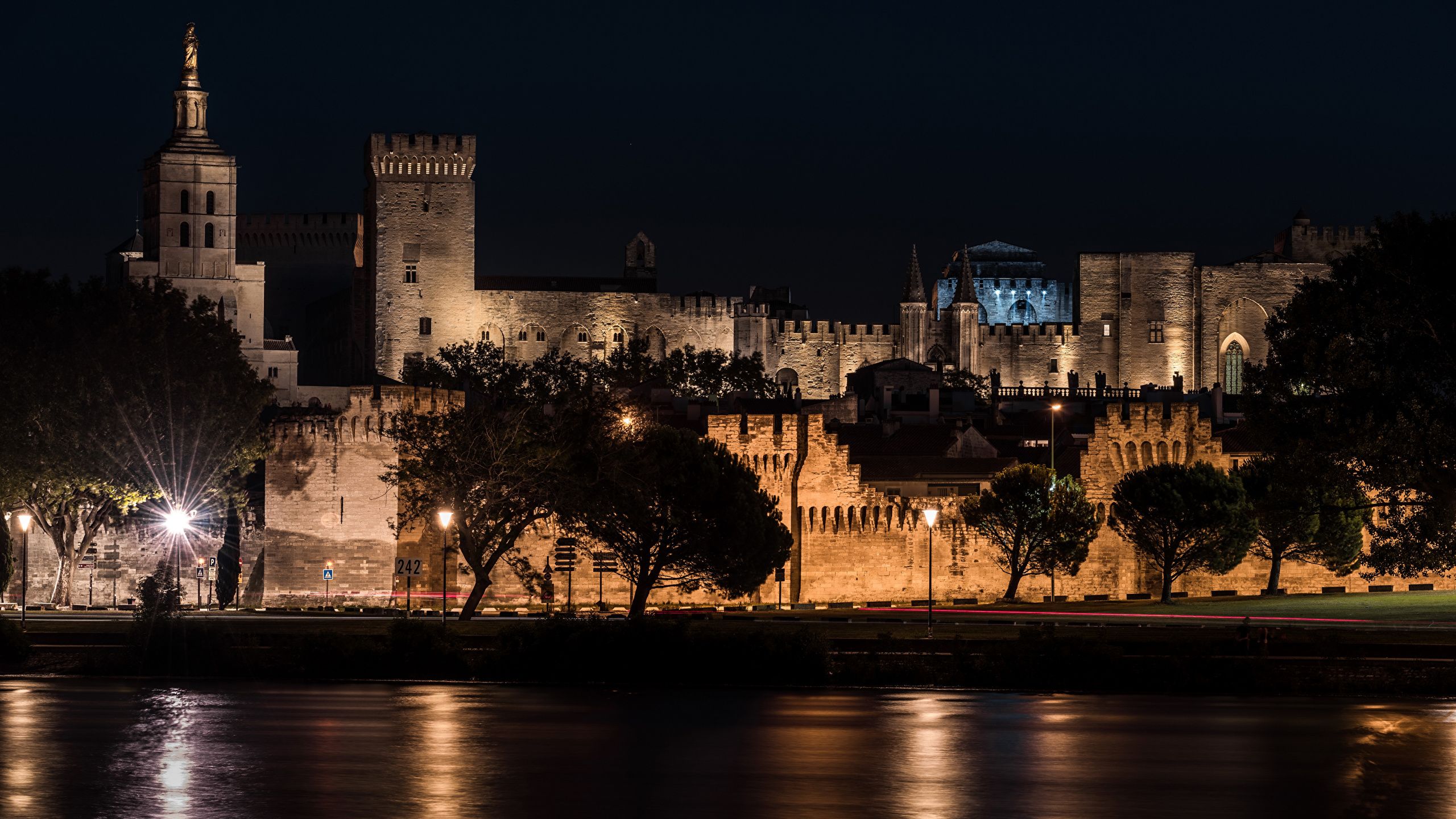 2560x1440 Image Provence Palace France Avignon