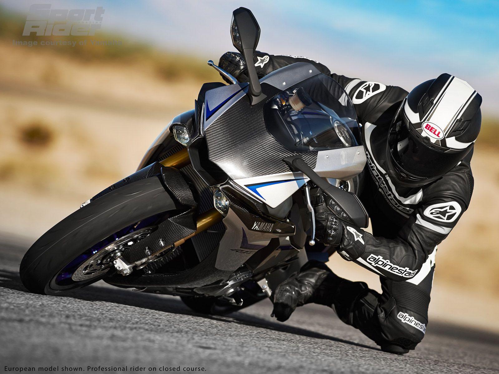 1600x1200 Image Gallery: The 2015 Yamaha YZF R1 And R1M In Action
