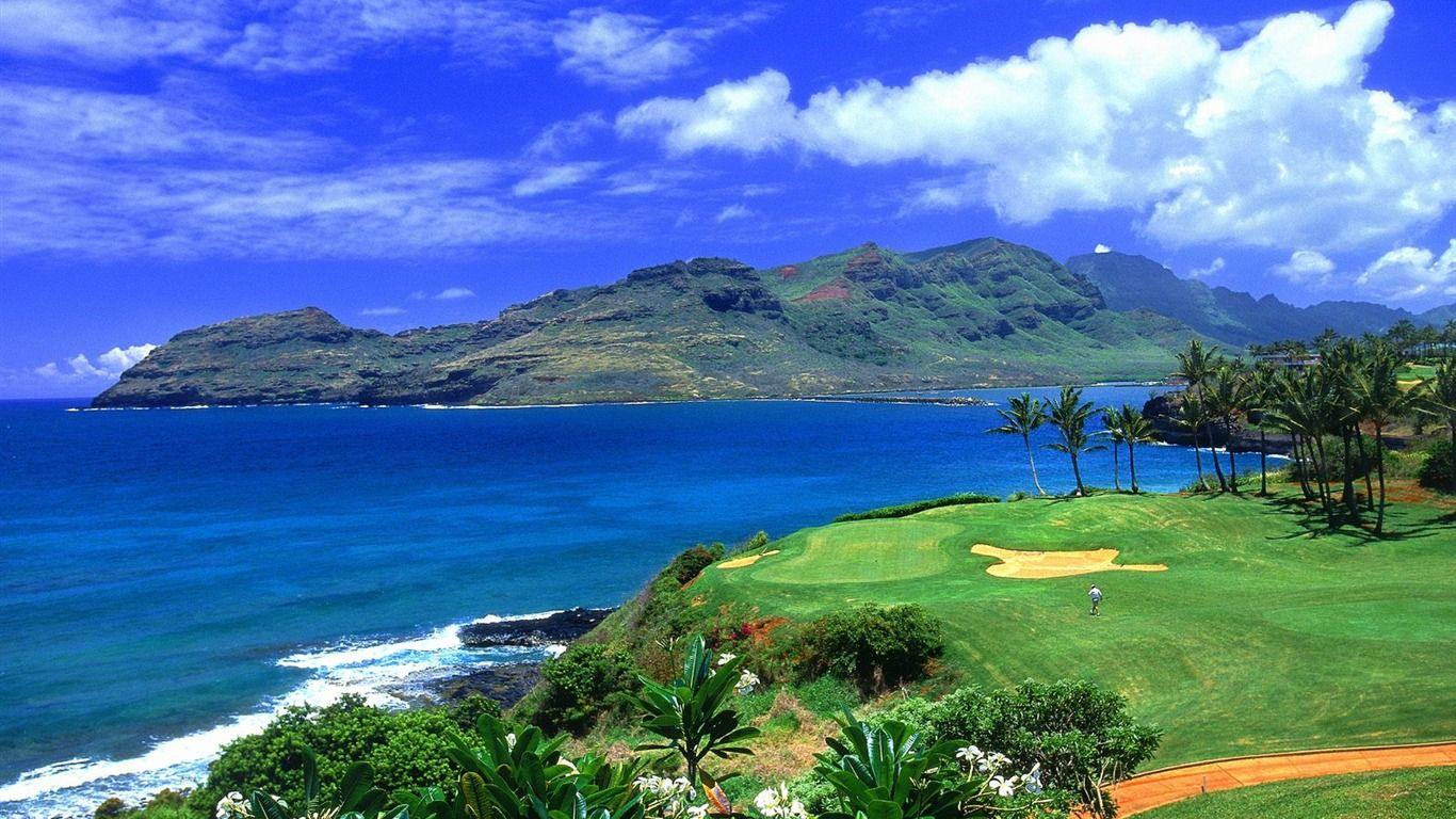 1366x768 Beautiful scenery of Hawaii Wallpaper