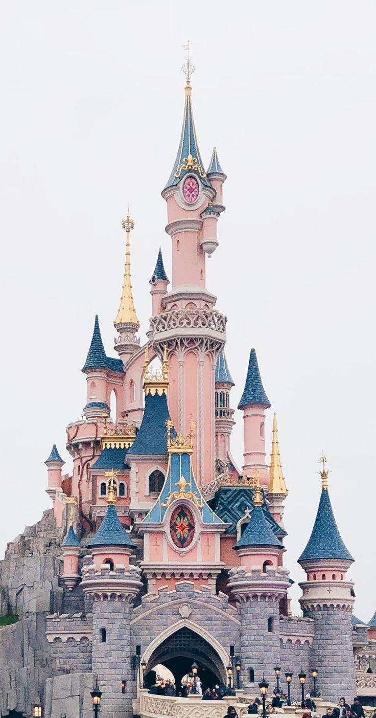 736x1404 Disneyland Paris Winter 2018 - #Disneyland #Paris #Winter. Disney wallpaper, Wallpaper iphone disney, Paris winter