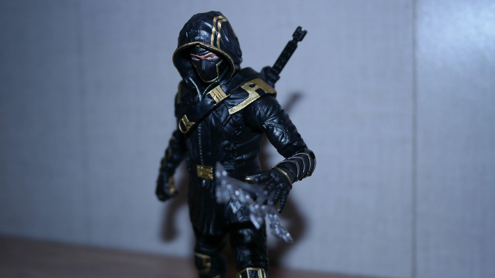 2048x1152 Marvel Legends Ronin Avengers Endgame Review 5