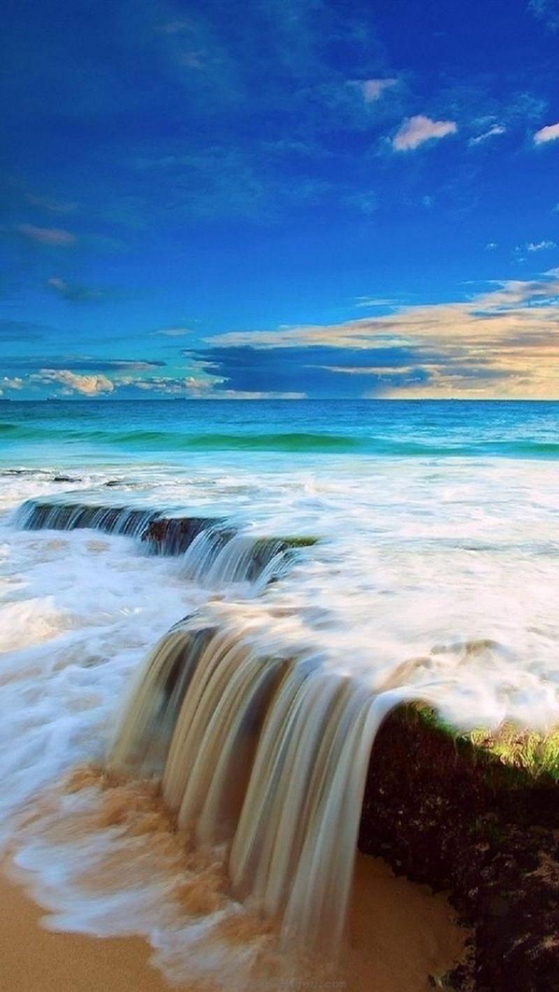 800x1420 Waterfall Beach, Australia. Let Uniglobe Travel Designers