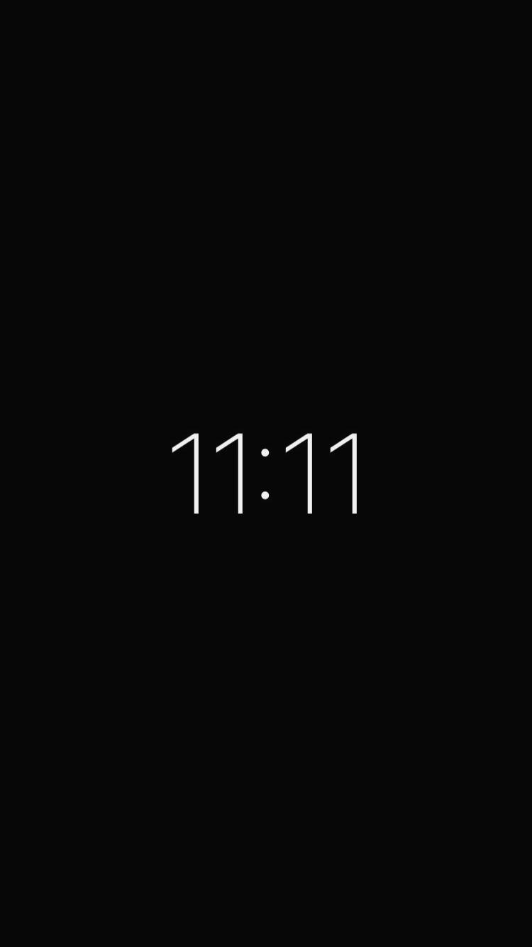 750x1334 Emo Aesthetic Computer Wallpaper