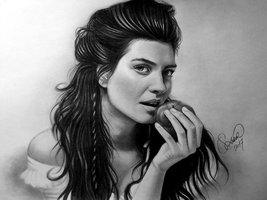 1024x768 Karakalem Tuba Büyüküstün. Tuba