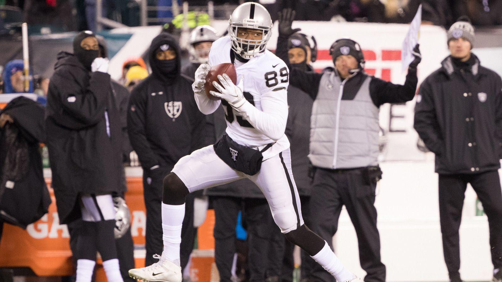 1600x900 Amari Cooper reminds Jon Gruden of 'young Tim Brown'