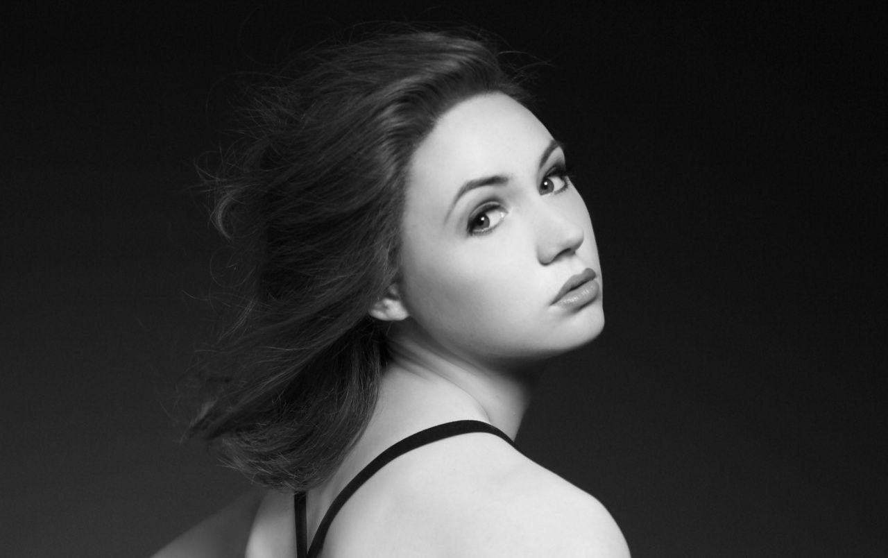 1280x804 Karen Gillan Monochrome wallpaper. Karen Gillan Monochrome