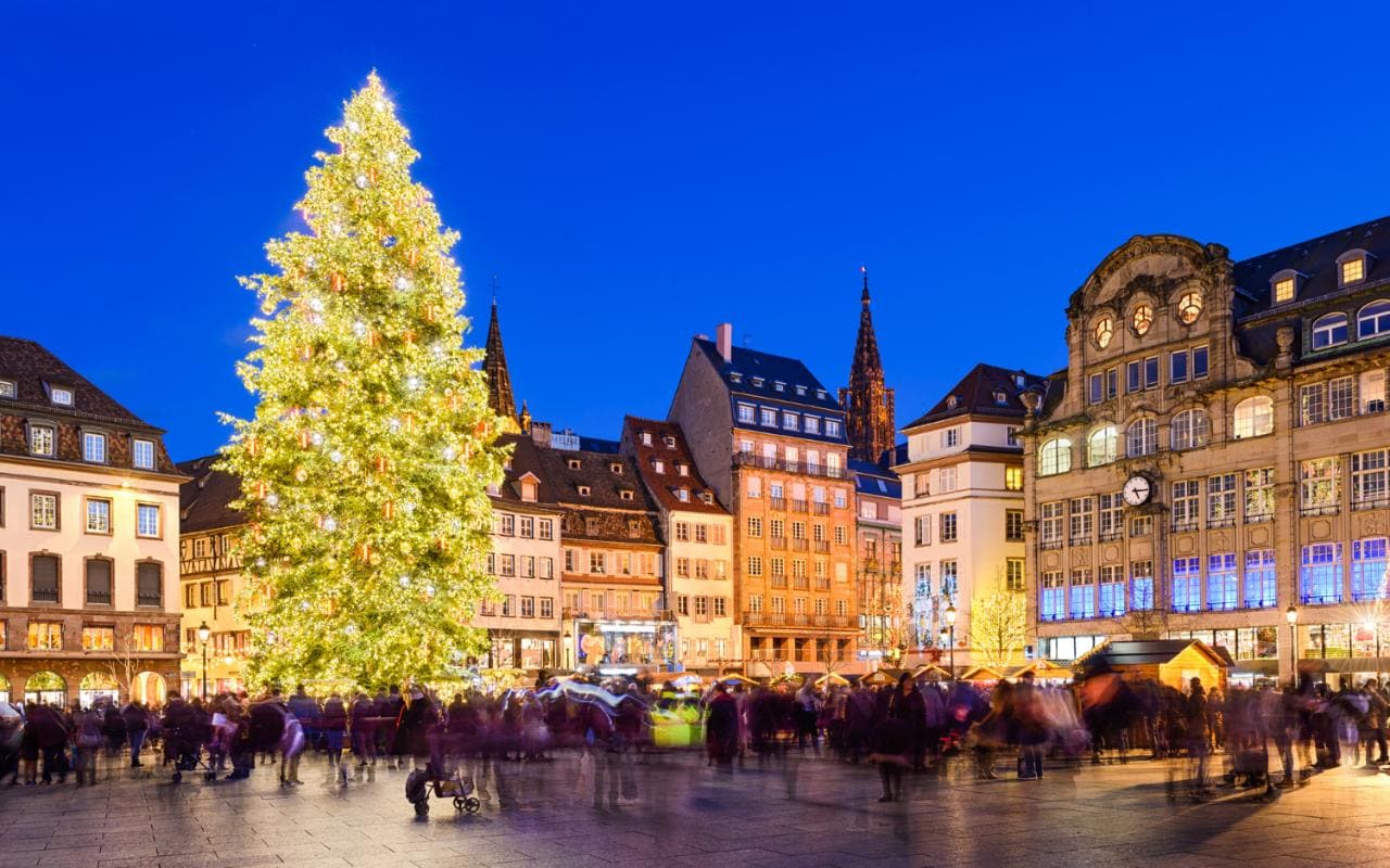 1280x800 Christmas markets: river cruises to Europe's best