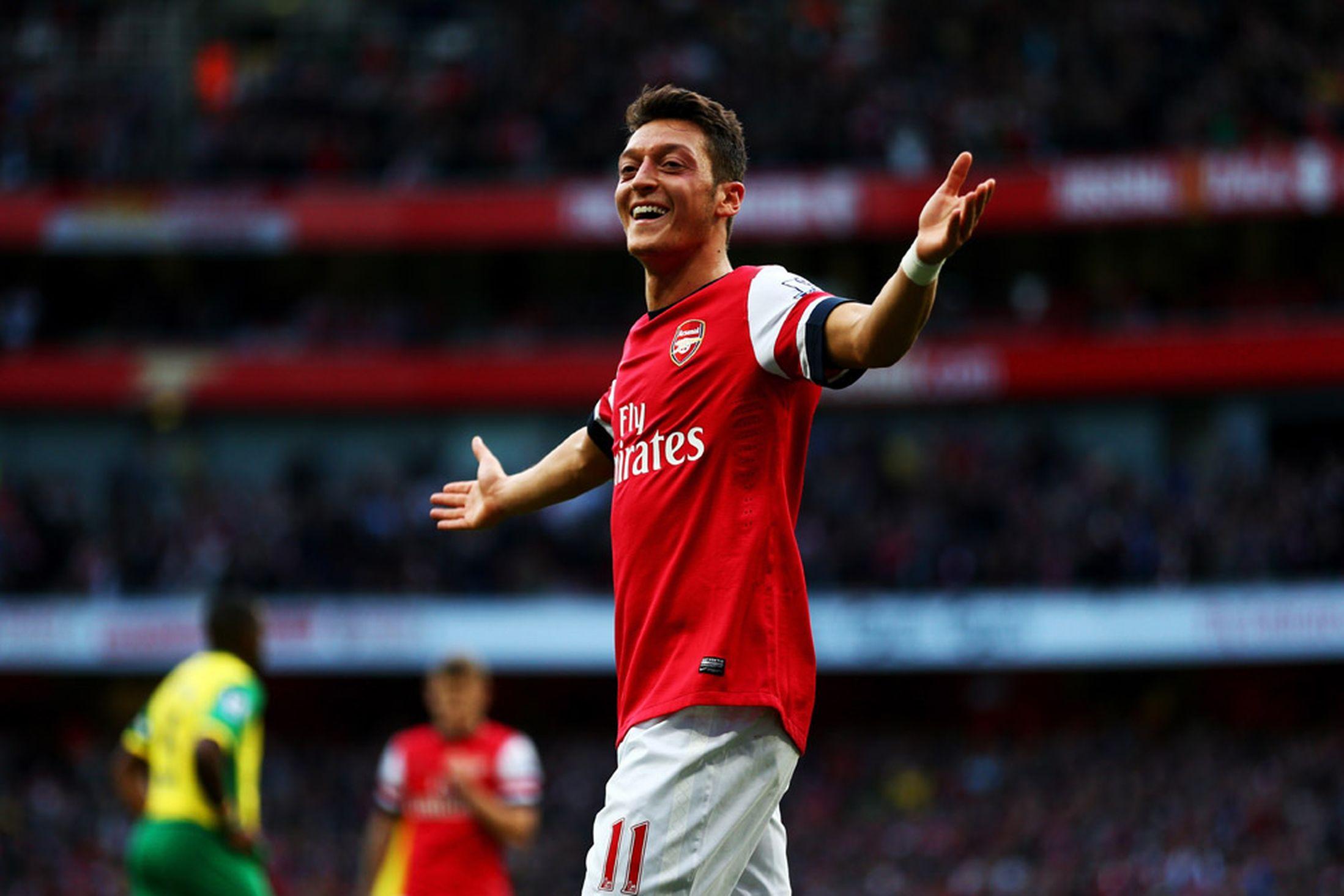 2197x1465 Mesut Ozil Wallpaper High Resolution and Quality Download