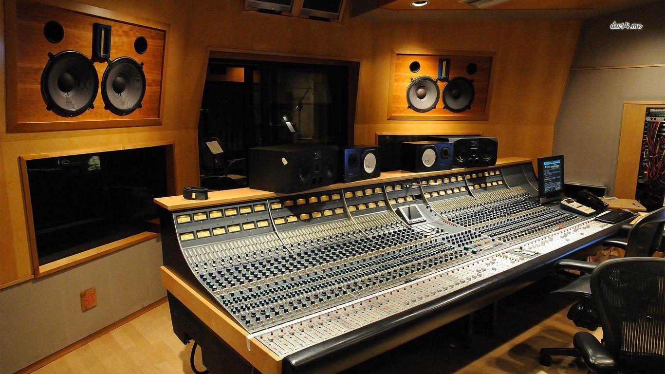 1366x768 Equipment in a recording studio wallpaper
