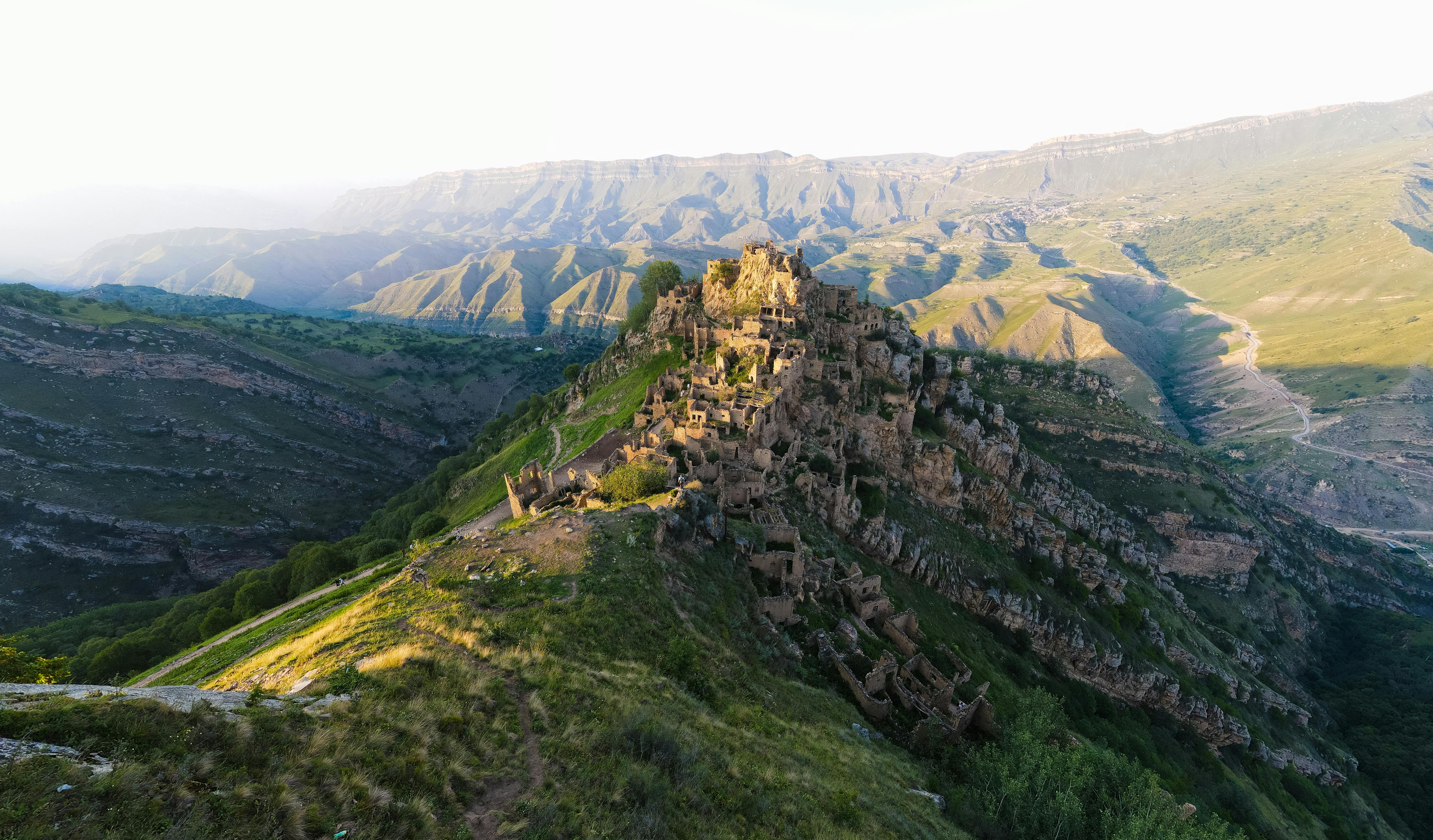 8000x4692 Village in Dagestan in Russia · Free