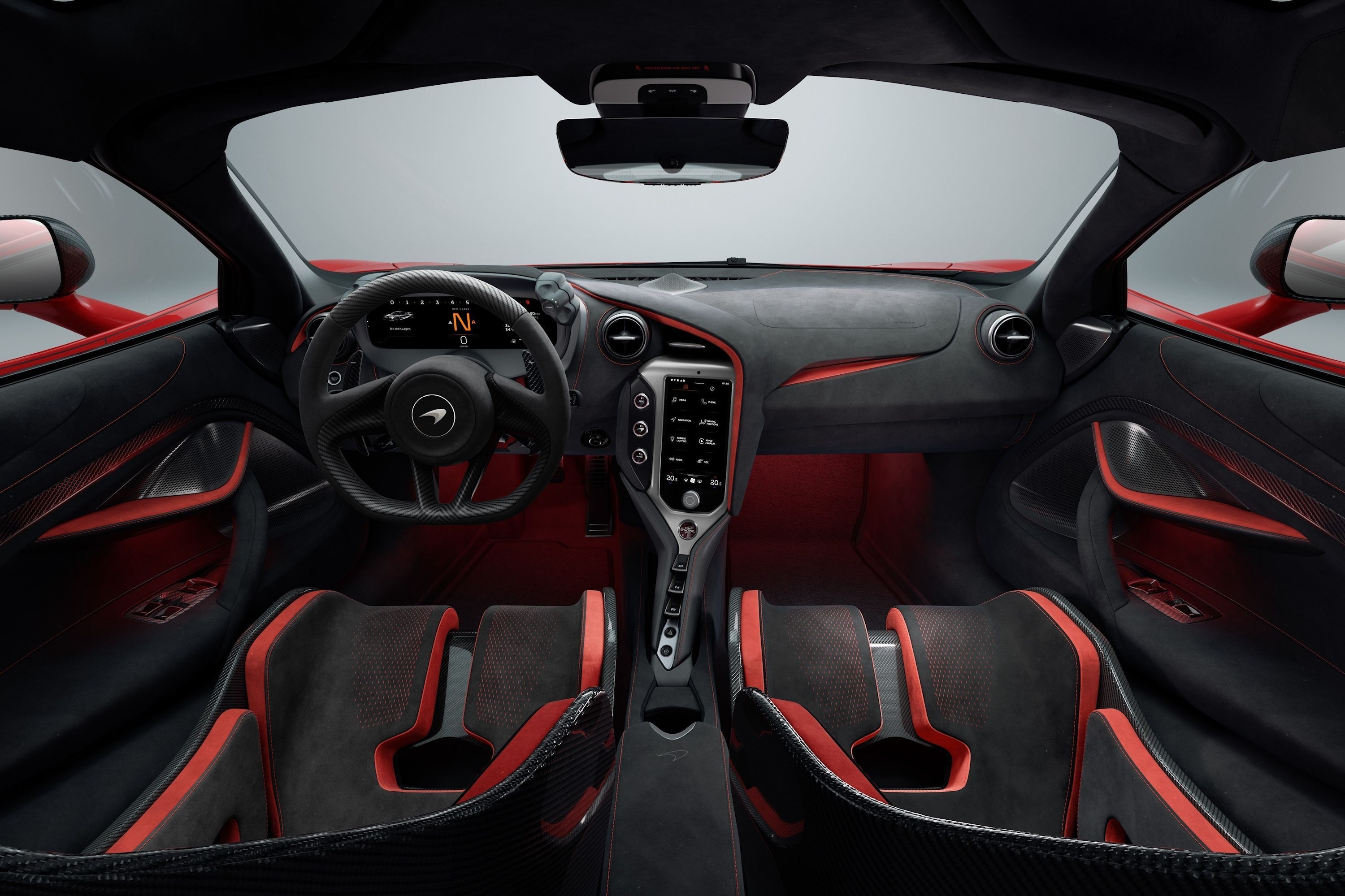 3000x1999 McLaren 750S Interior