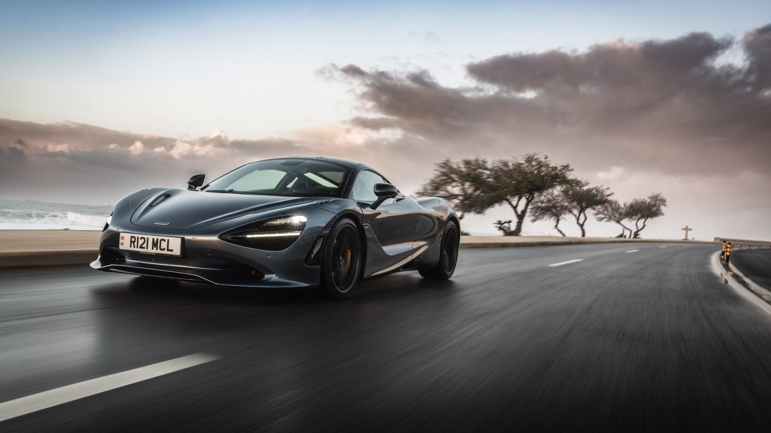 2560x1440 McLaren 750S Wallpaper 2024