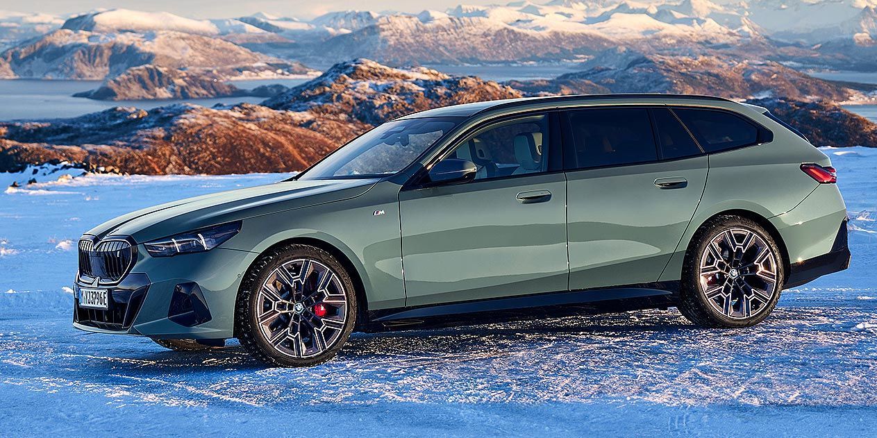 1263x631 BMW i5 Touring picture, official photo