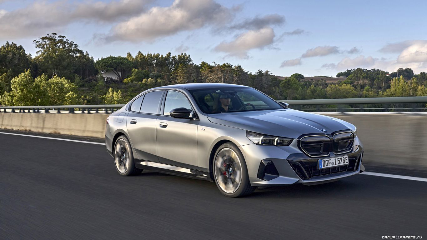 1366x768 Cars desktop wallpaper BMW i5 M60