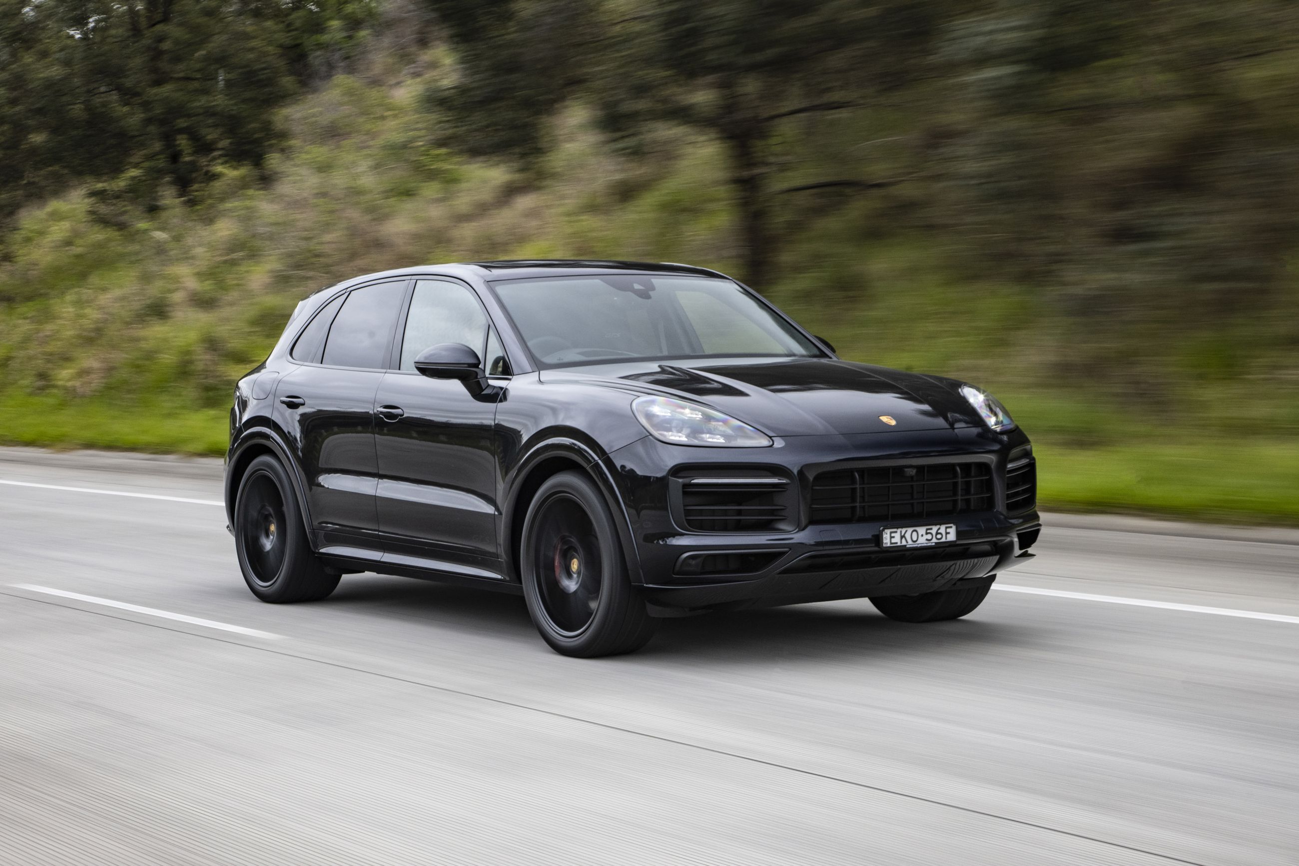 2600x1734 Download Porsche Cayenne SUV Vehicle