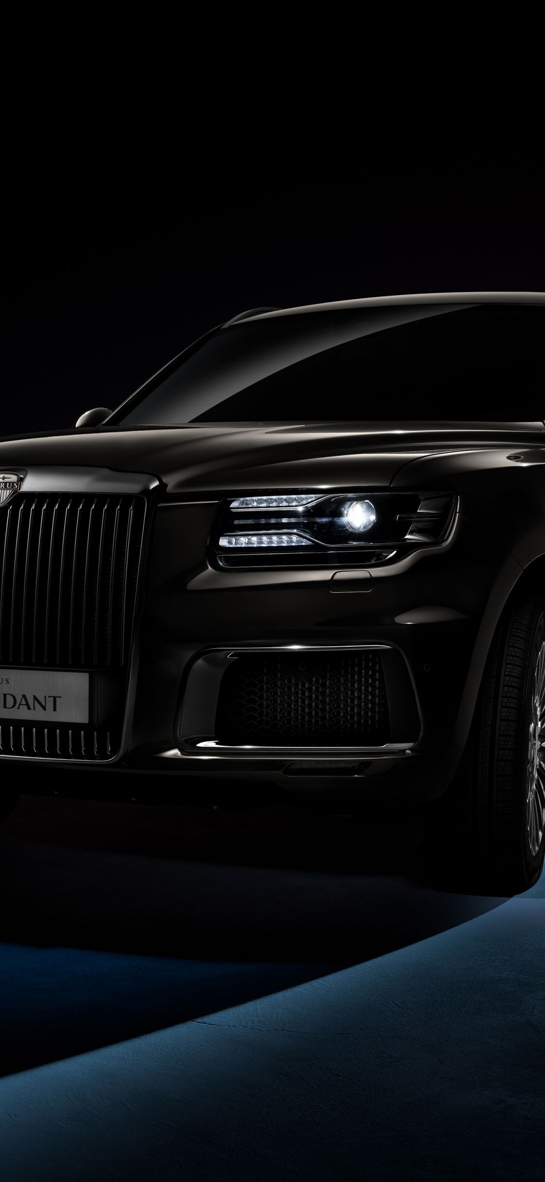 1125x2436 Suv iPhone Wallpaper