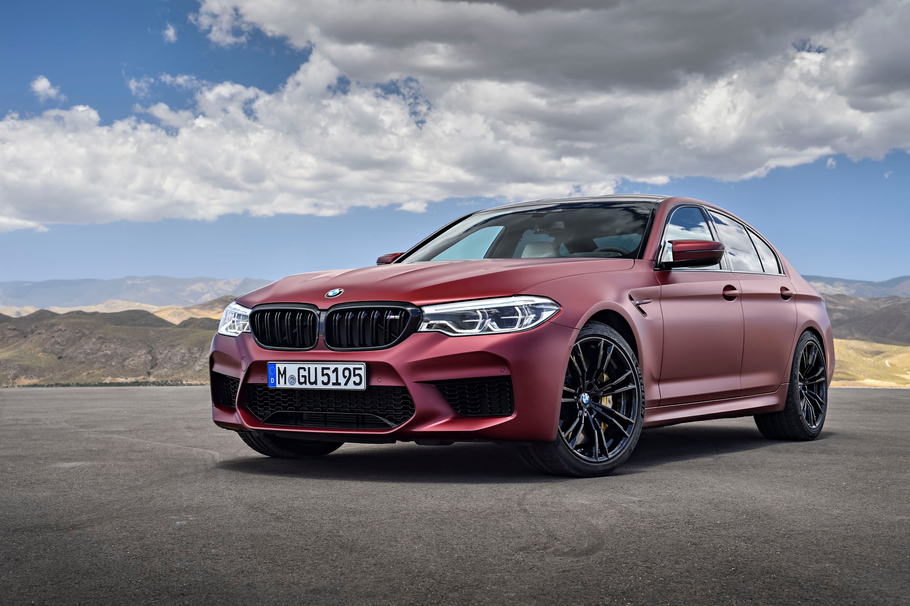 3000x2000 Wallpaper of the Day: 2018 BMW M5
