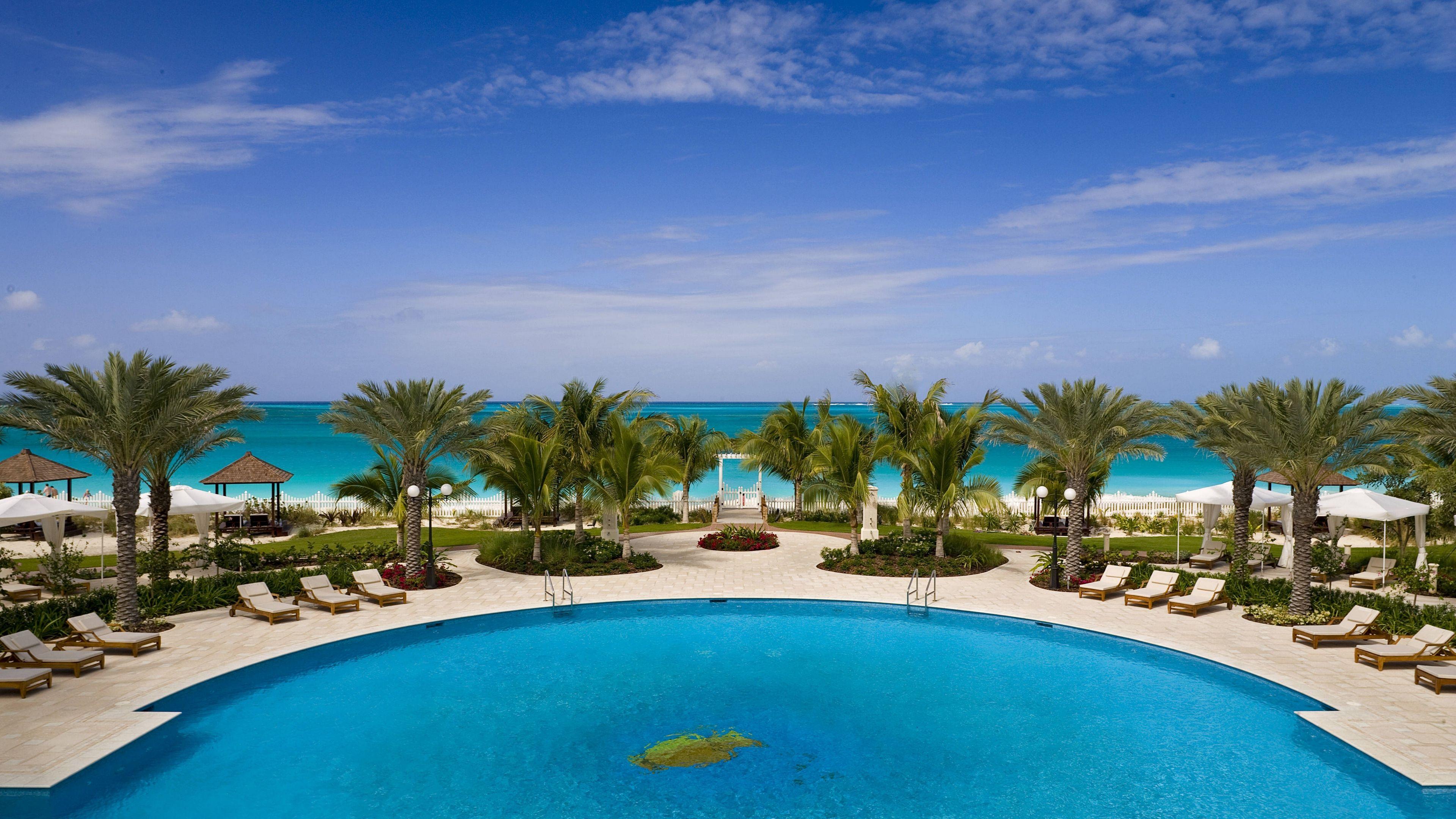 3840x2160 Download wallpaper 3840x2160 tropical, resort, palm trees