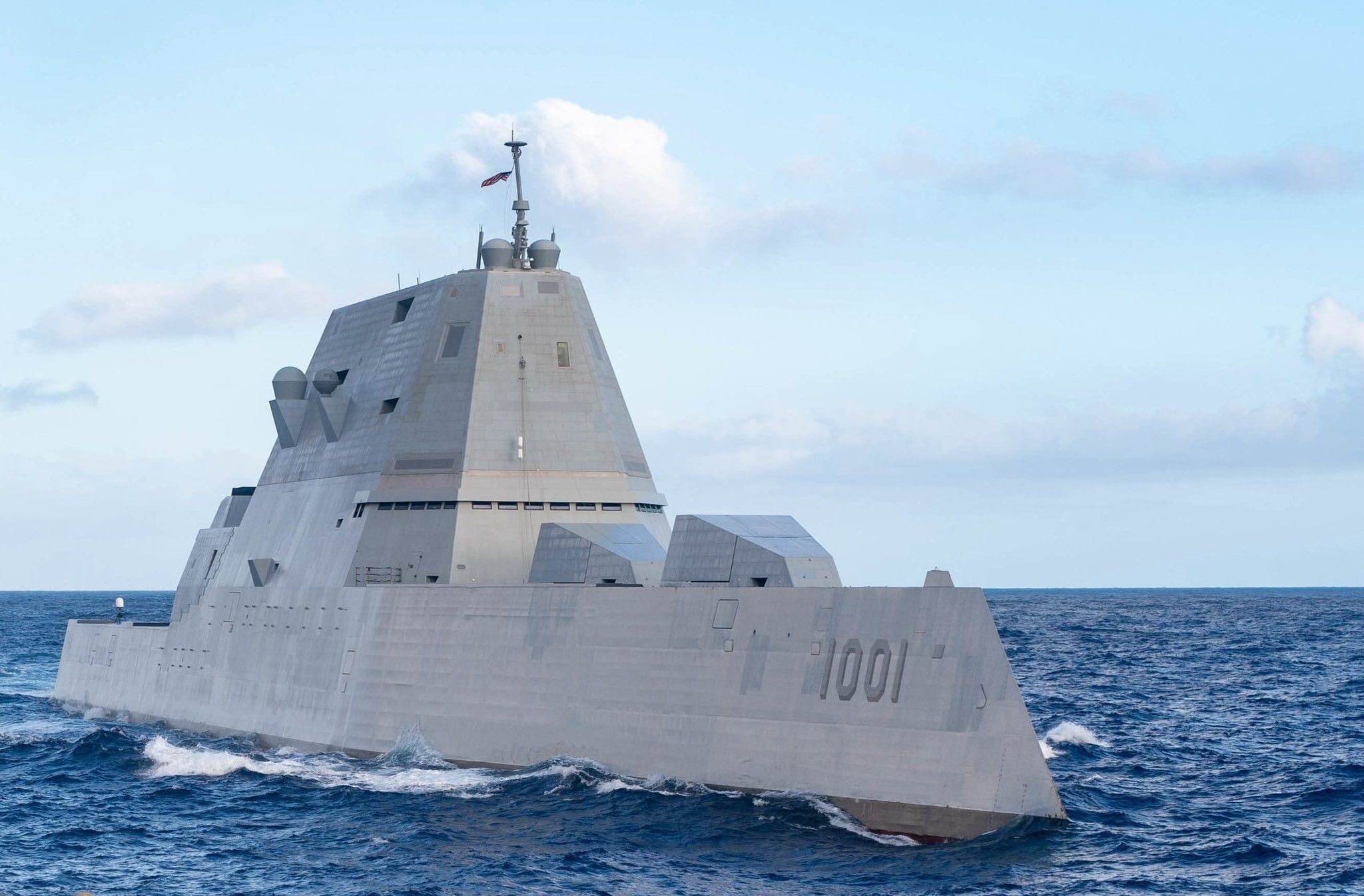 2048x1346 Destructores clase Zumwalt USS Lyndon B