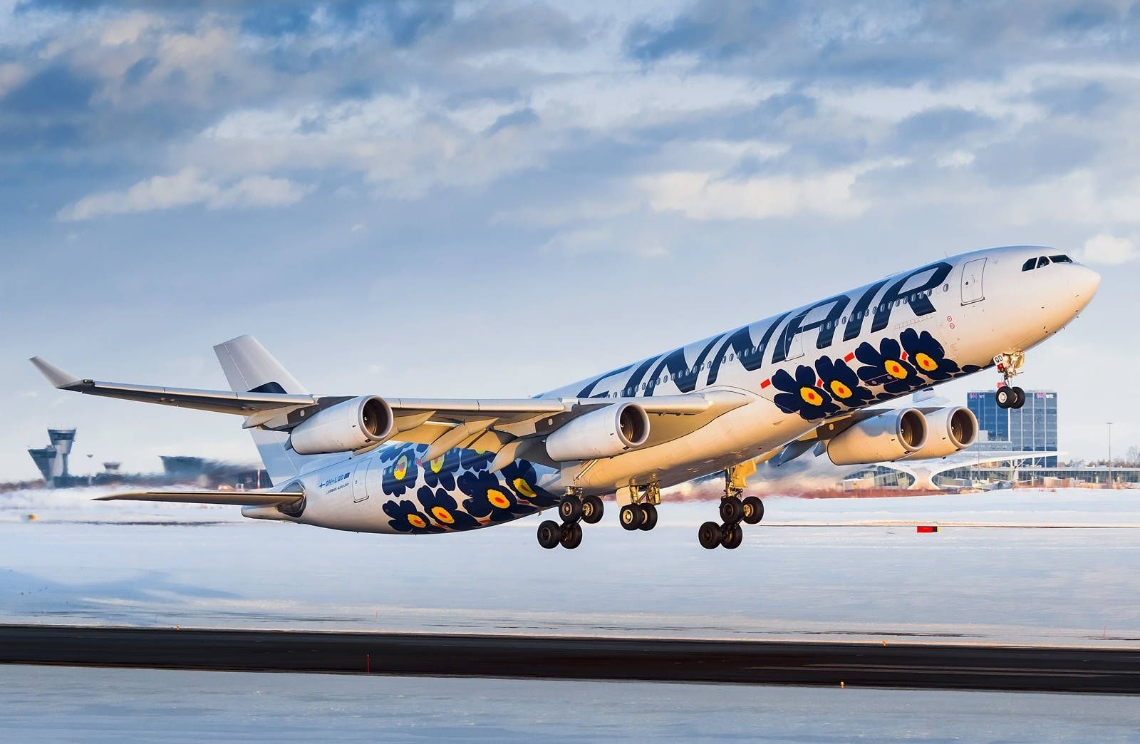 1600x1044 Flower Finnair Wallpaper