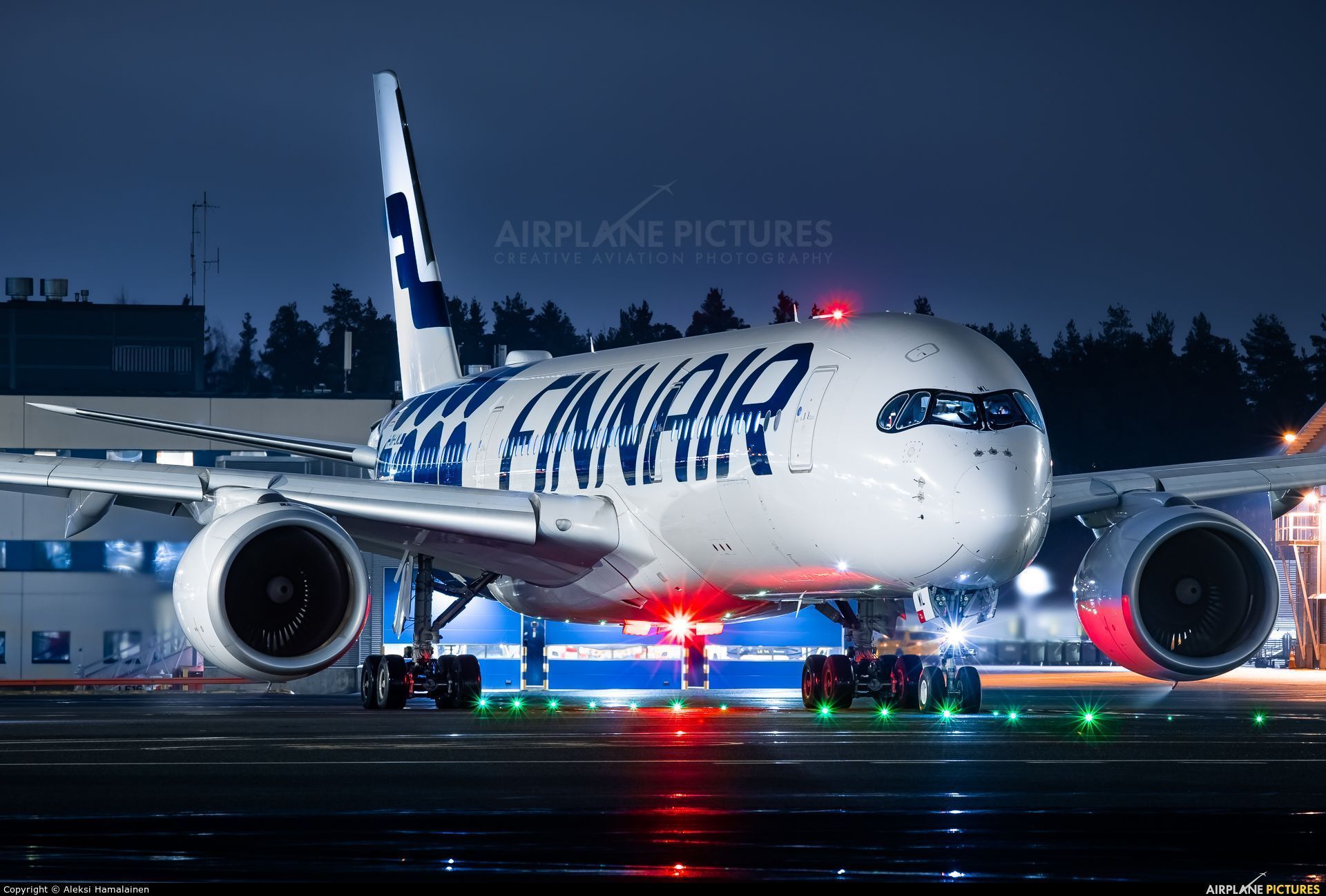 1920x1299 Finnair Wallpaper