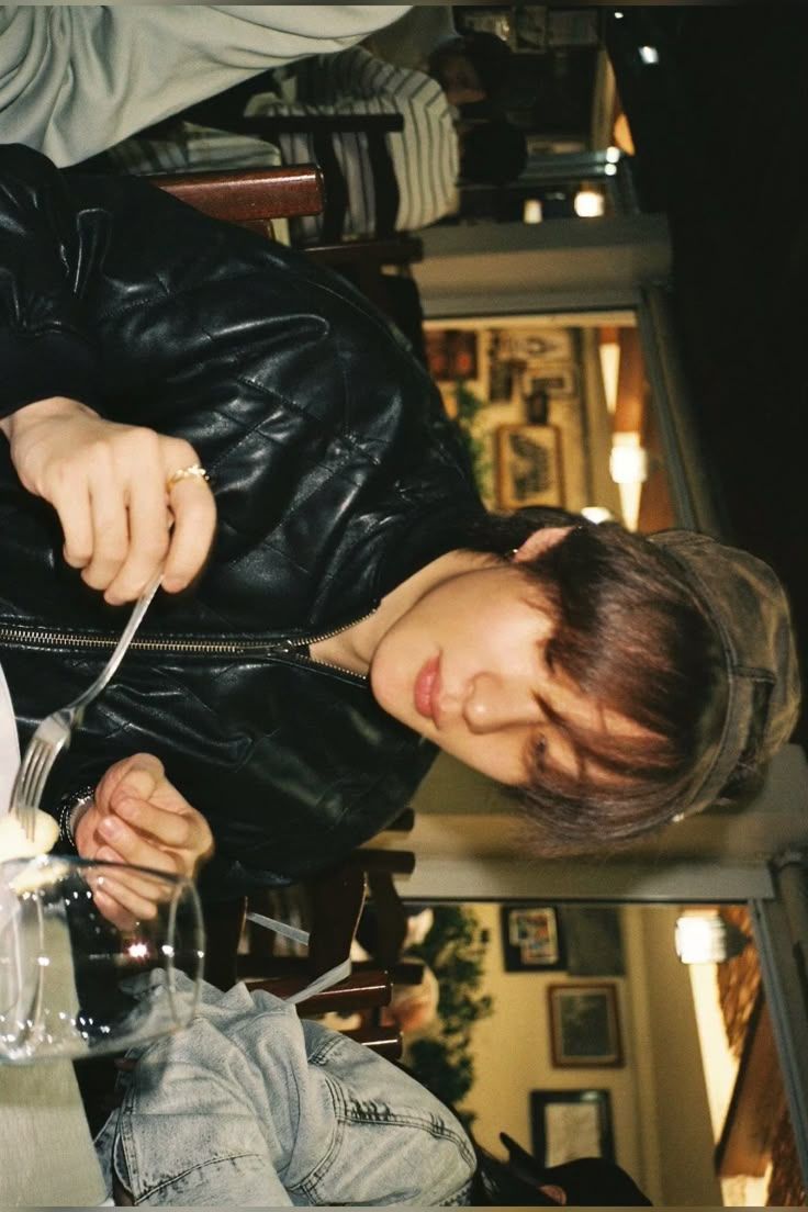 736x1104 Anton, Boyfriend wallpaper, Anton van
