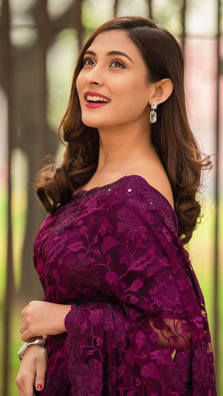 720x1280 മെഹസാബിയൻ ചൗധരി. Mehazabien Chowdhury