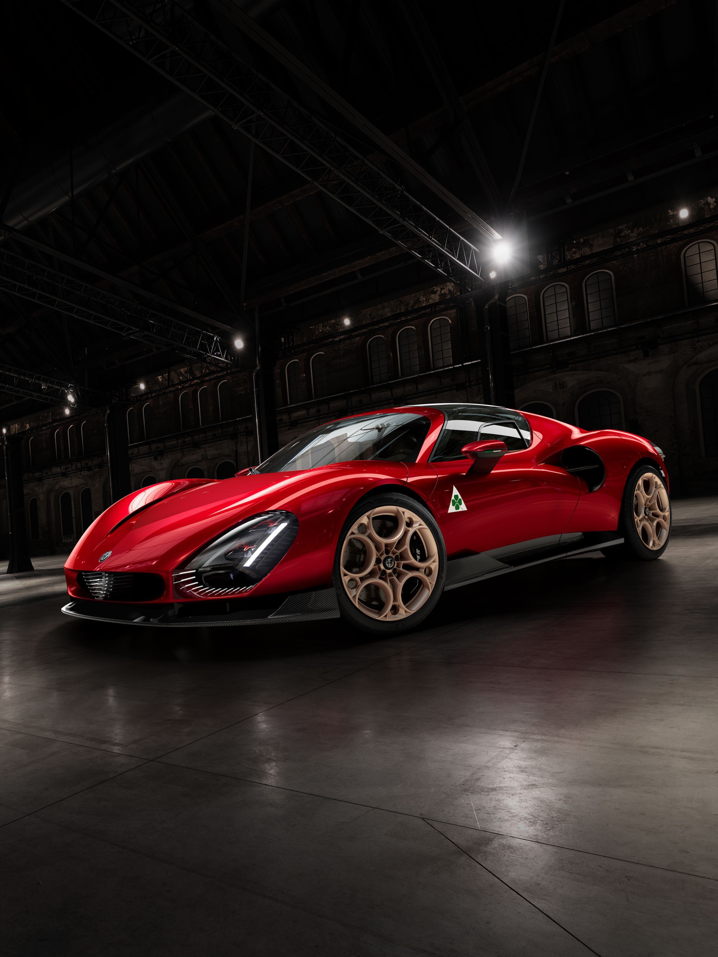 2800x3733 View Photo of the Alfa Romeo 33 Stradale