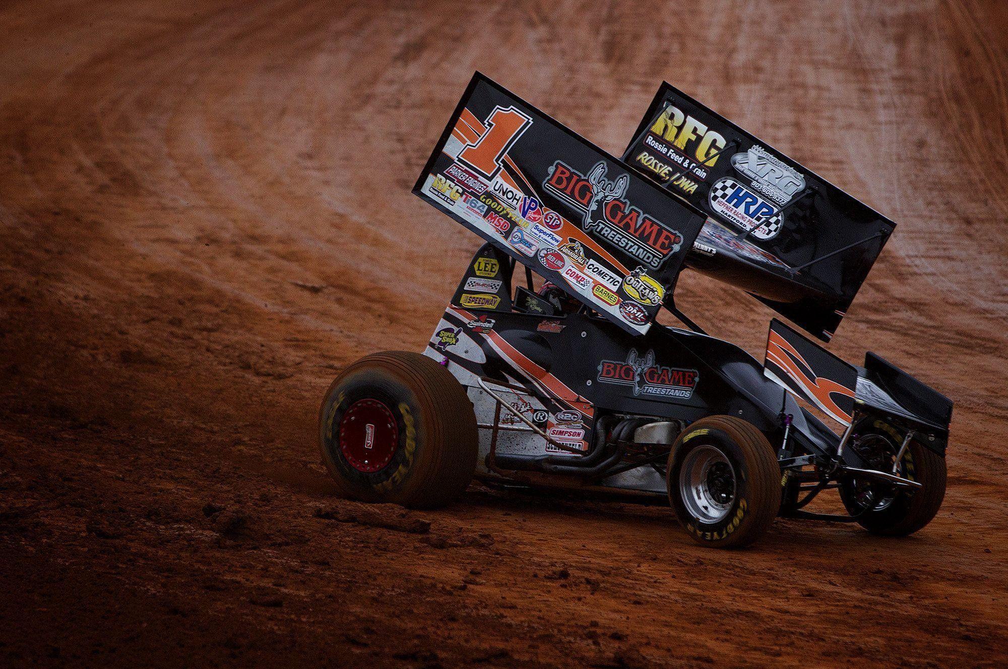 2000x1328 World of Outlaws Wallpaper