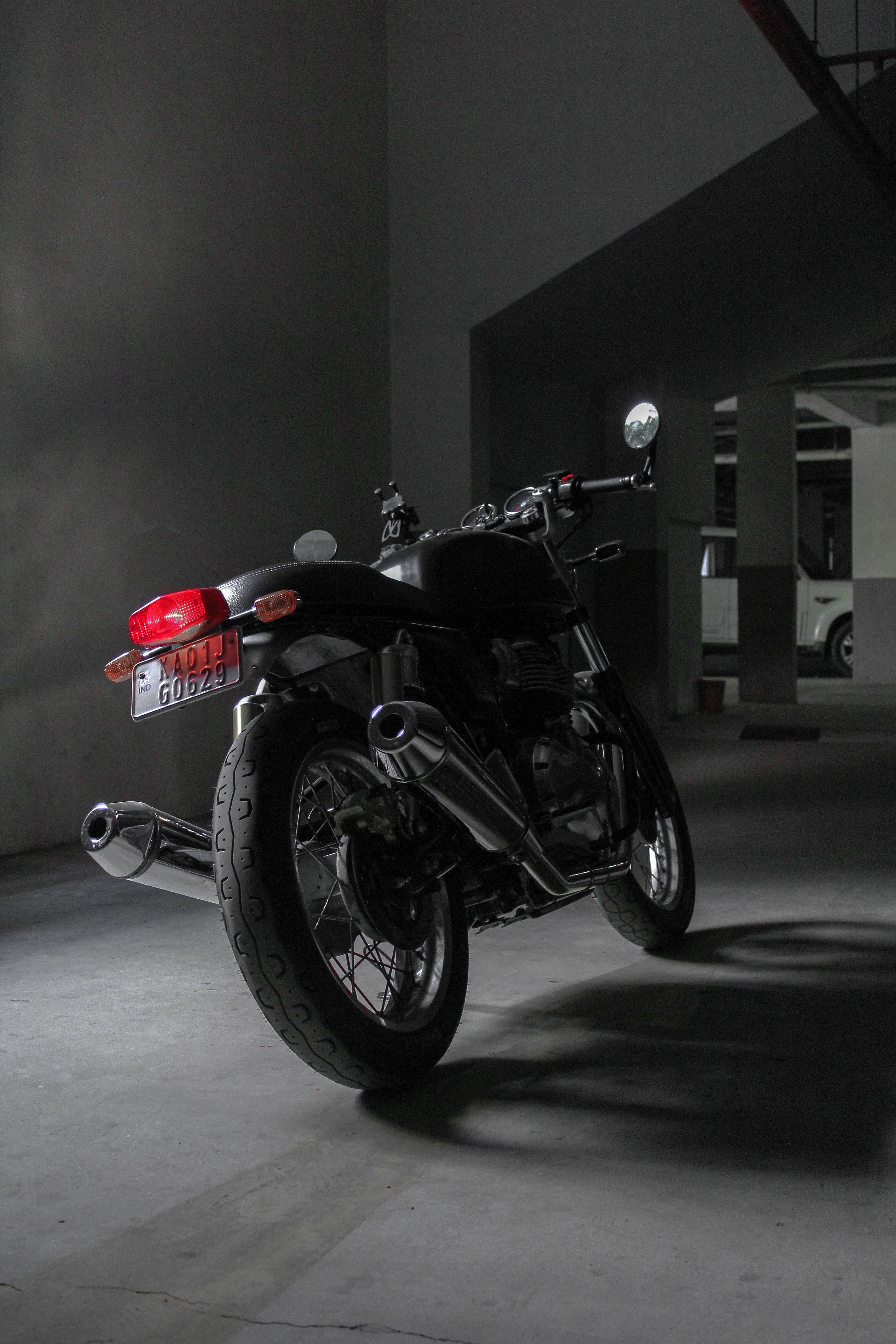 3456x5184 Free Royal Enfield Continental Gt 650 4K Wallpaper & Desktop HD Background for PC