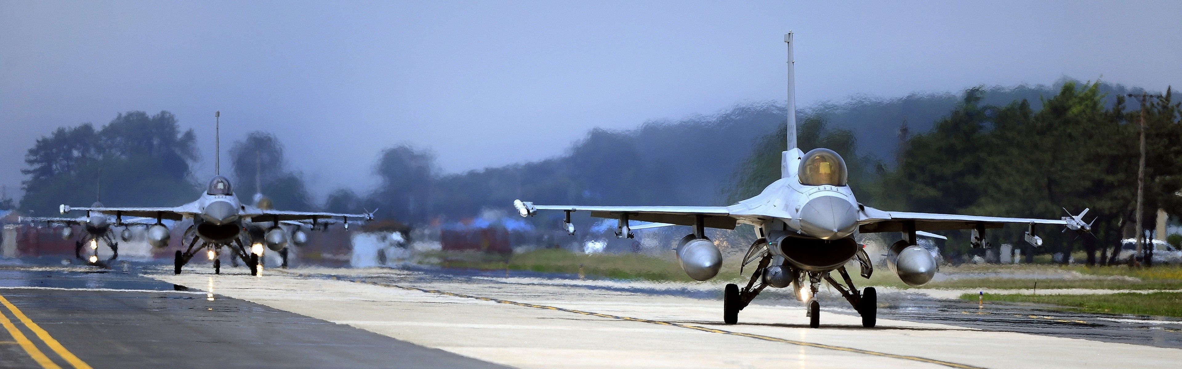 3840x1200 McDonnell Douglas FA 18 Hornet