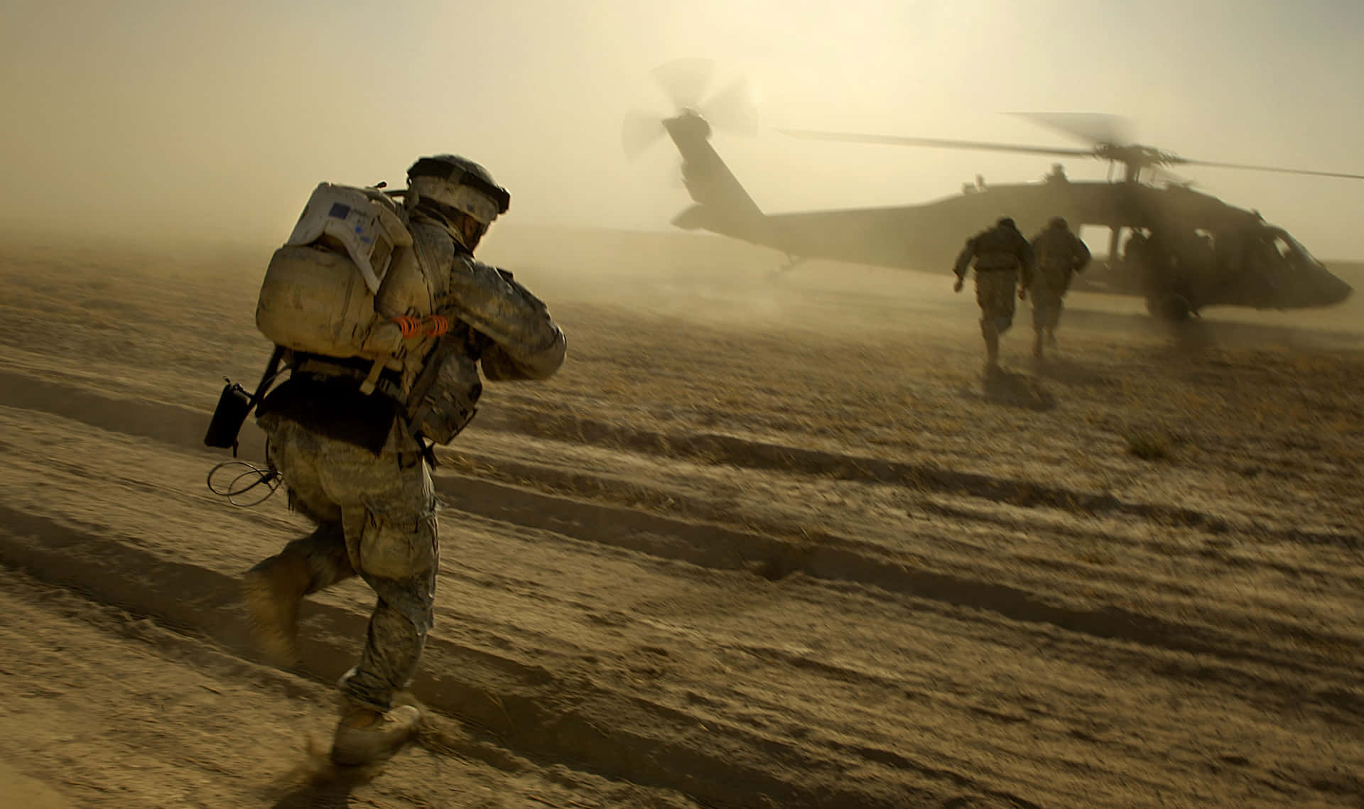 1920x1139 4k Military Wallpaper