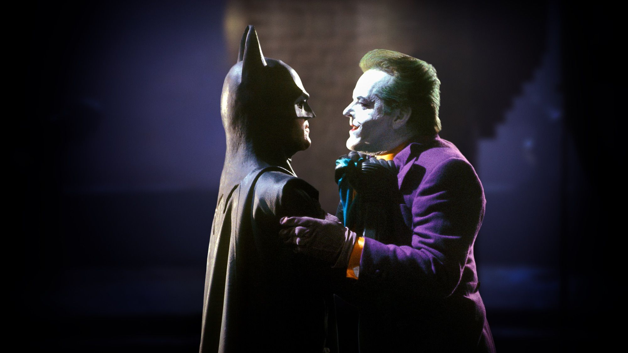 2000x1125 Michael Keaton Movie Batman HD Wallpaper