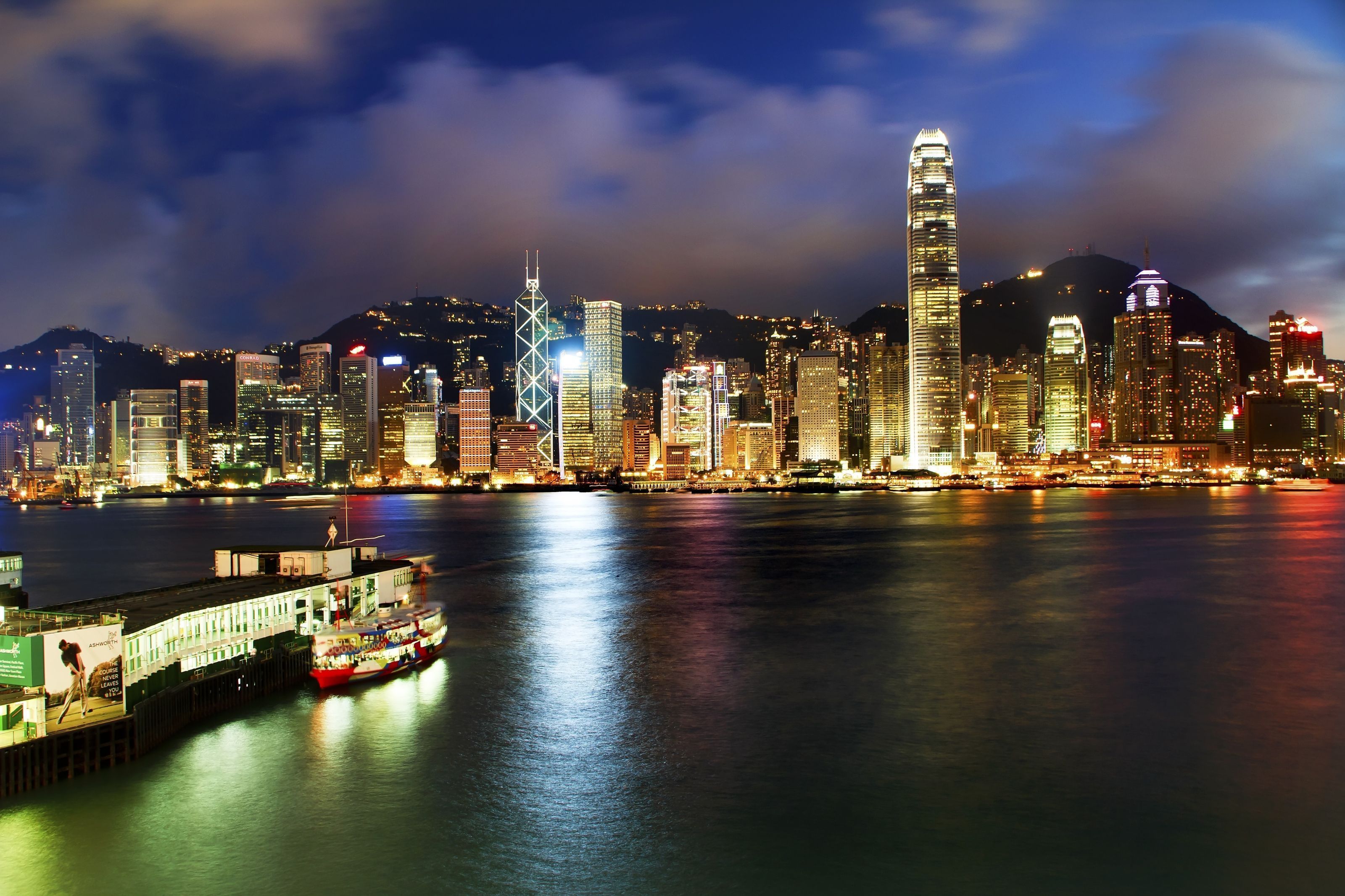 3200x2133 Hong Kong Harbor Wall Mural