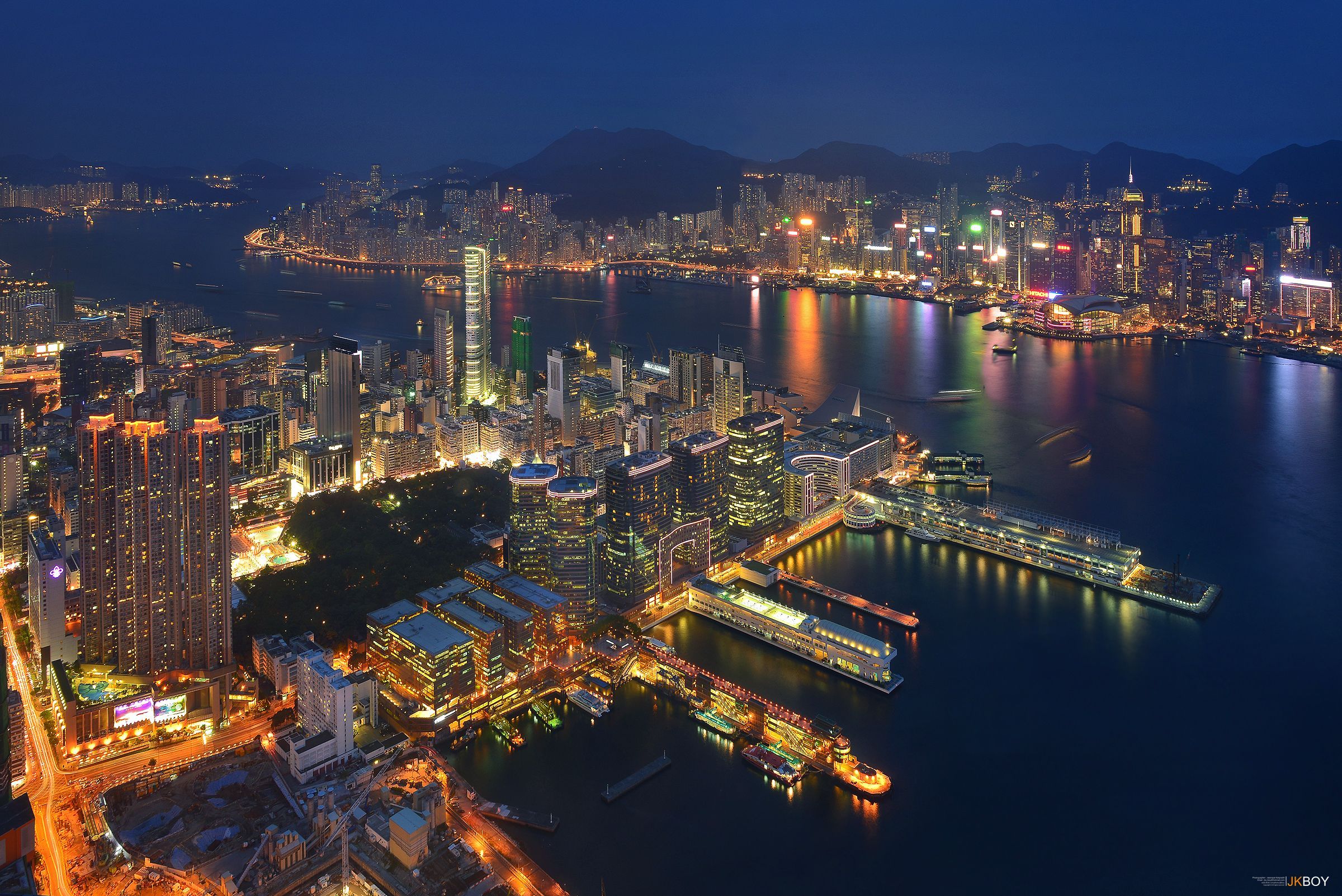 2400x1602 Hong Kong HD Wallpaper
