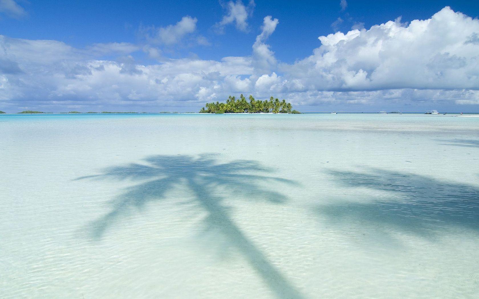 1680x1050 Tahiti Beach Wallpaper